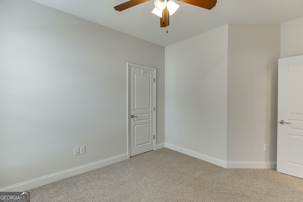 6407 Lantern Ridge Property Photo 12
