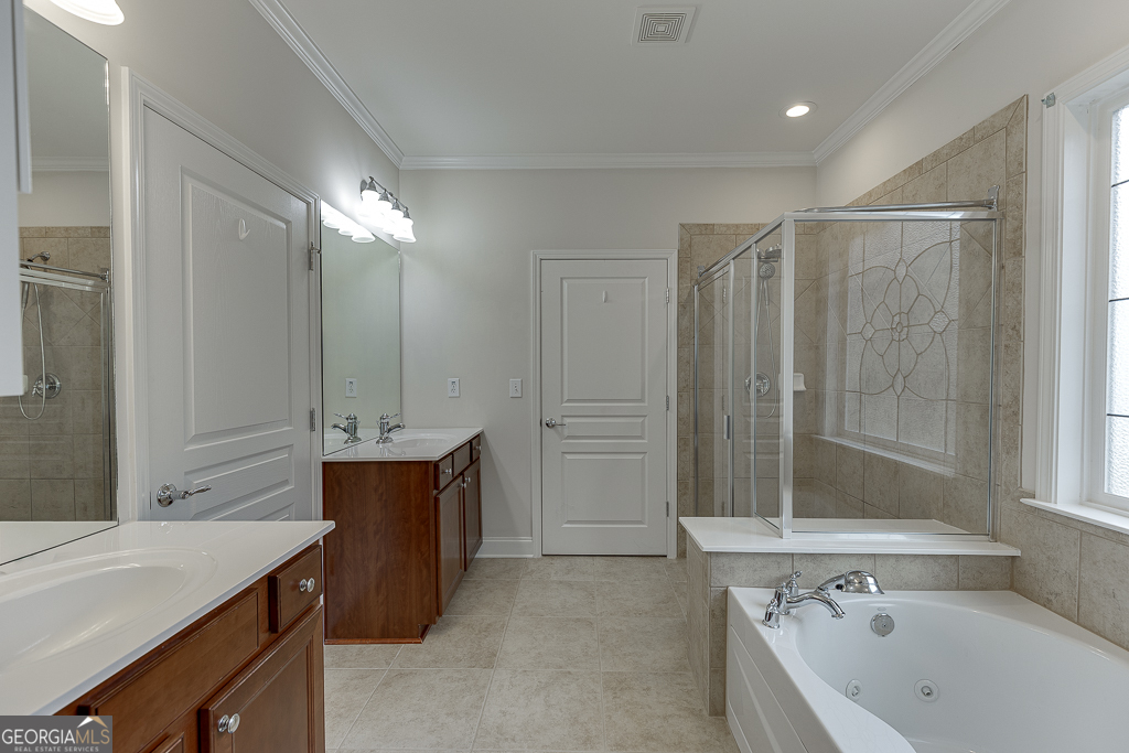 6407 Lantern Ridge Property Photo 47