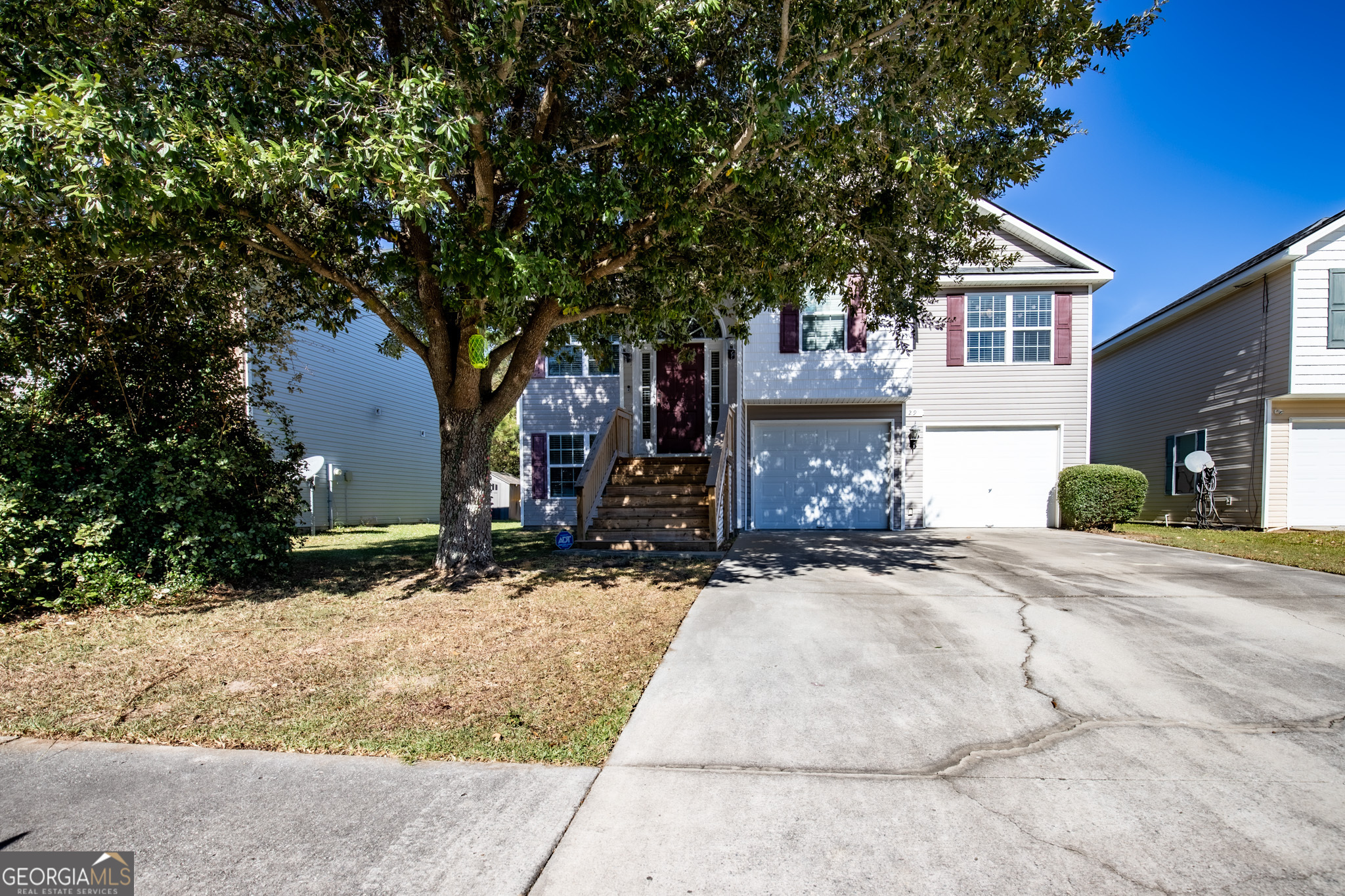 29 Springwater Drive Property Photo 3