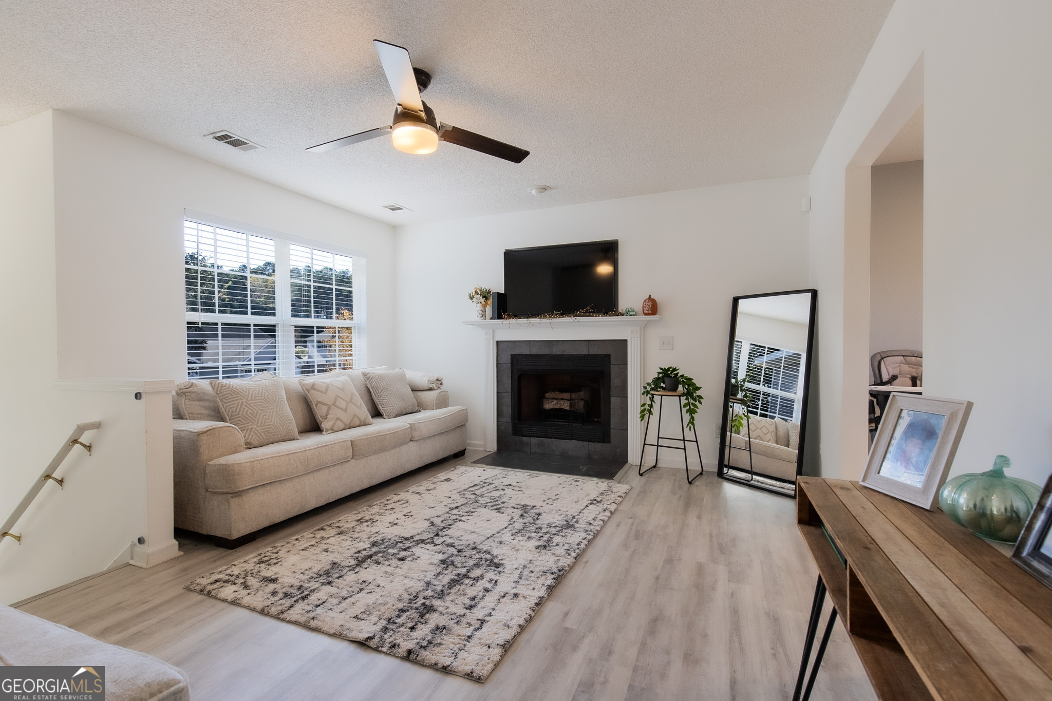 29 Springwater Drive Property Photo 11