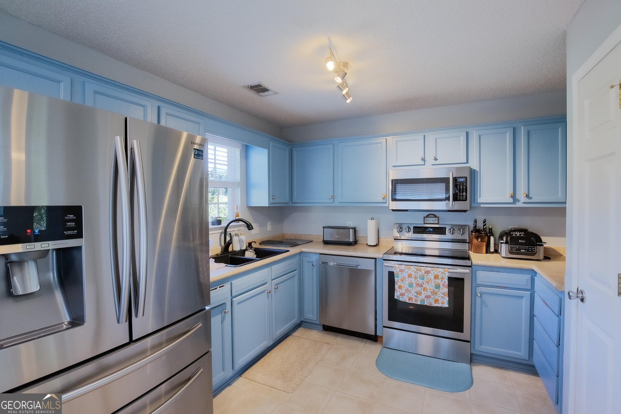 29 Springwater Drive Property Photo 26