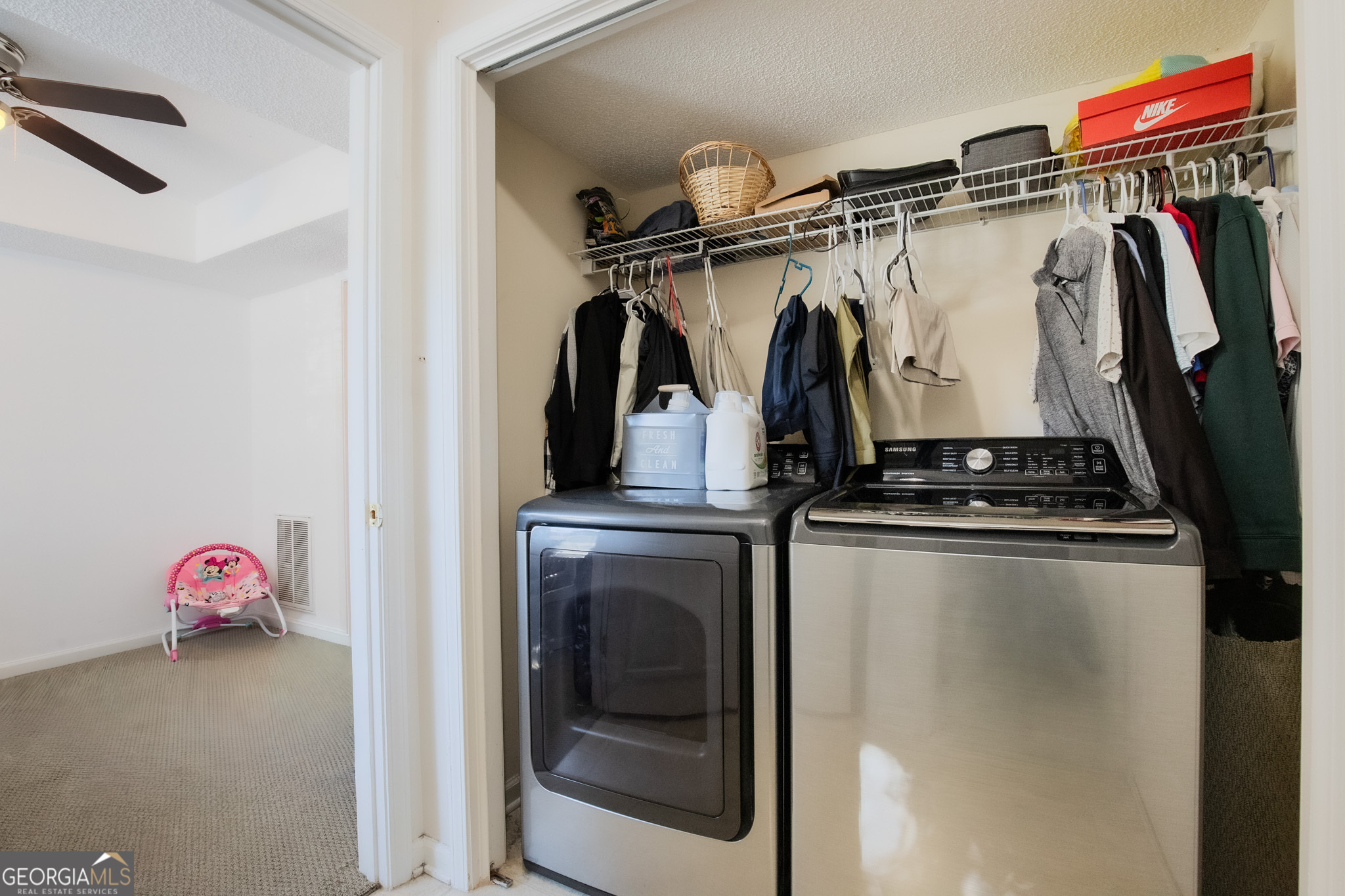 29 Springwater Drive Property Photo 28