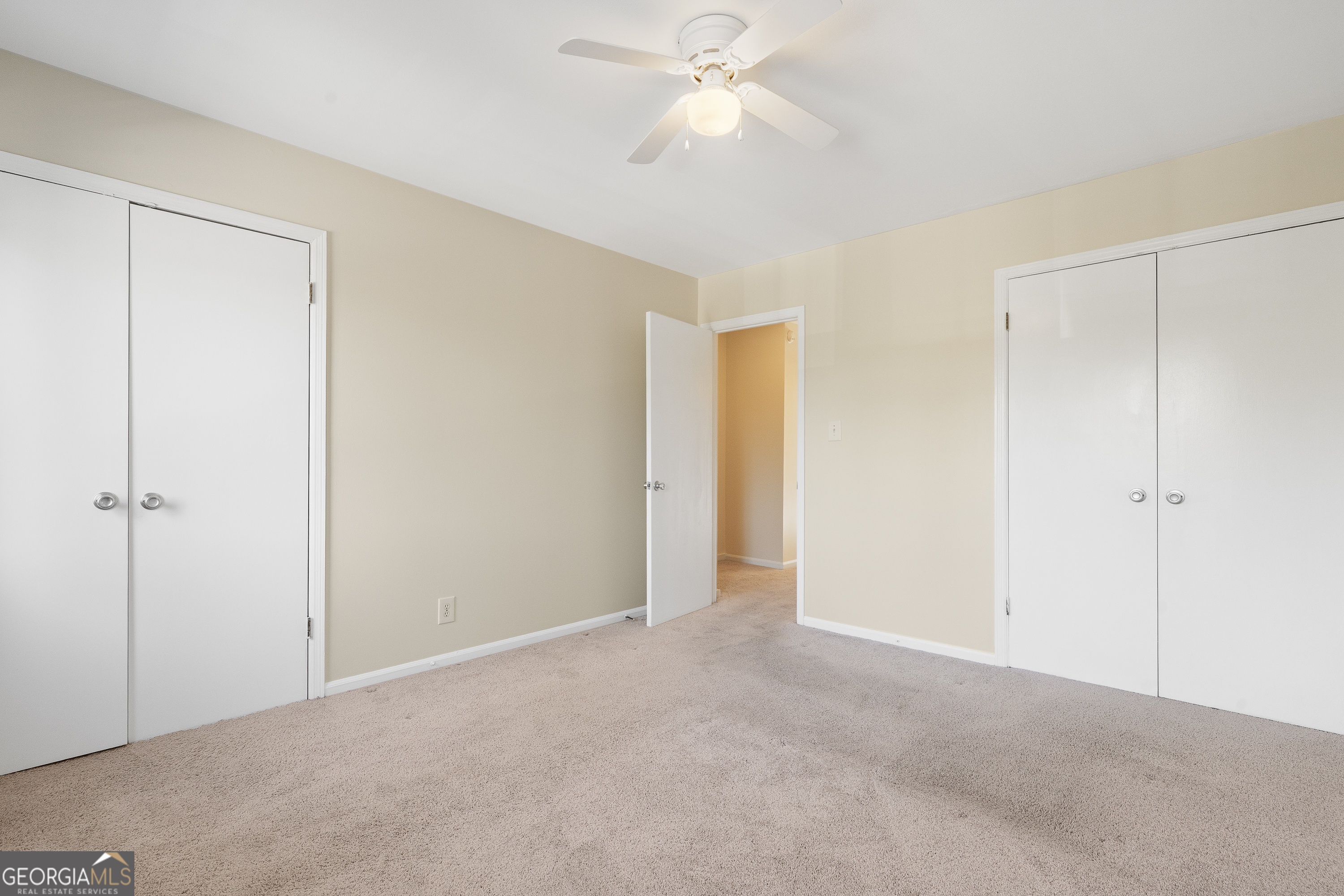 615 Willow Creek Drive Property Photo 23