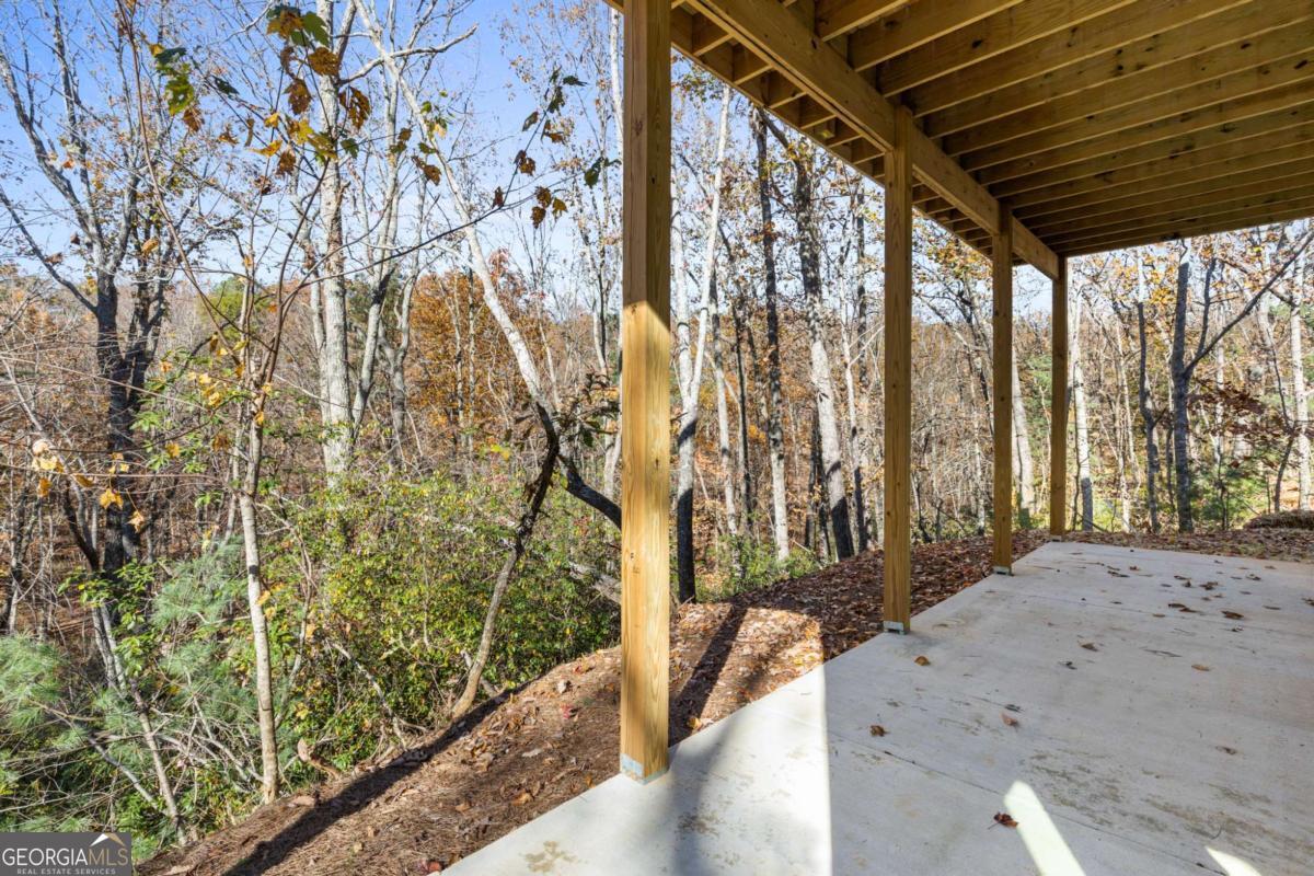 1054 Lakeland Drive Property Photo 27