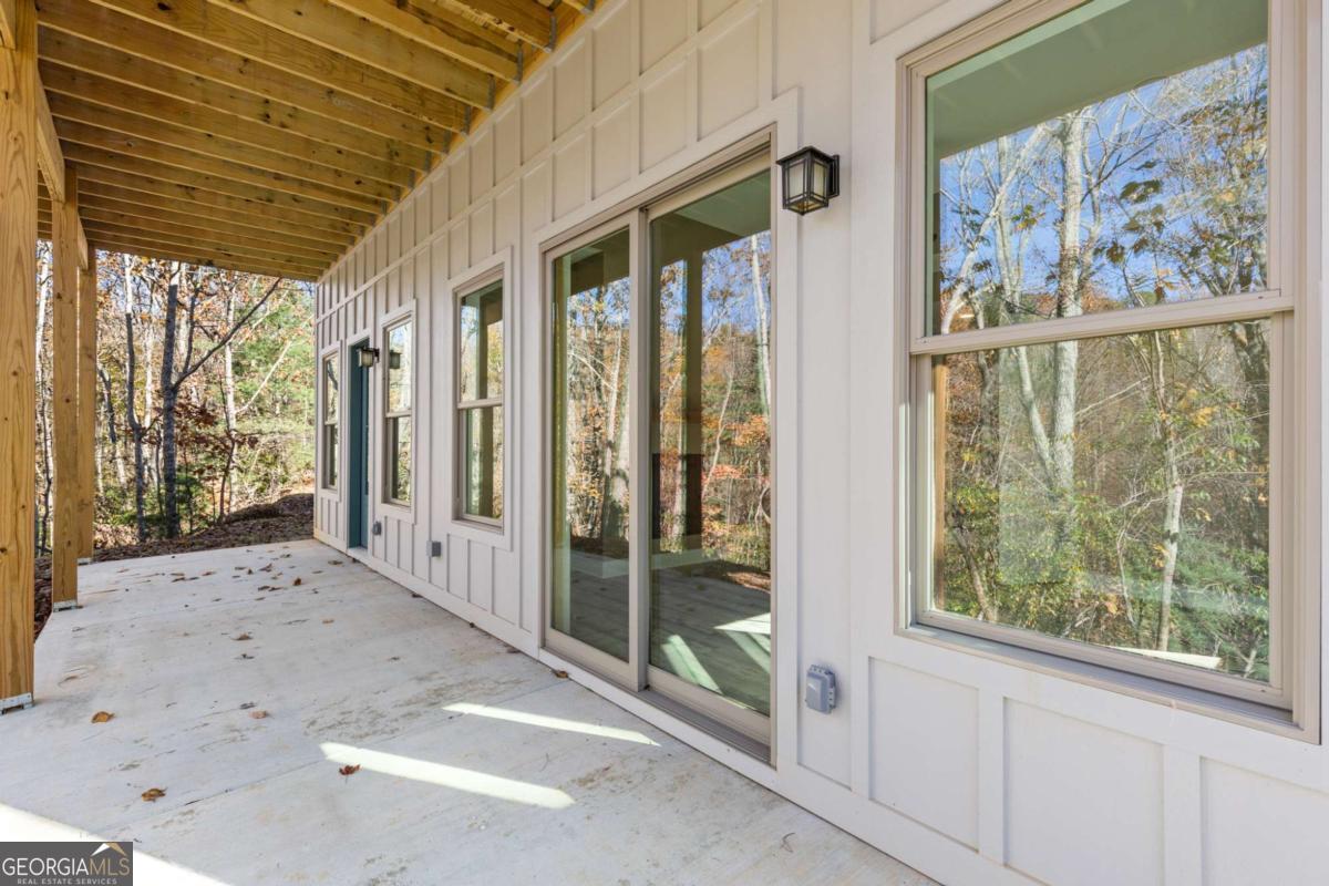 1054 Lakeland Drive Property Photo 28