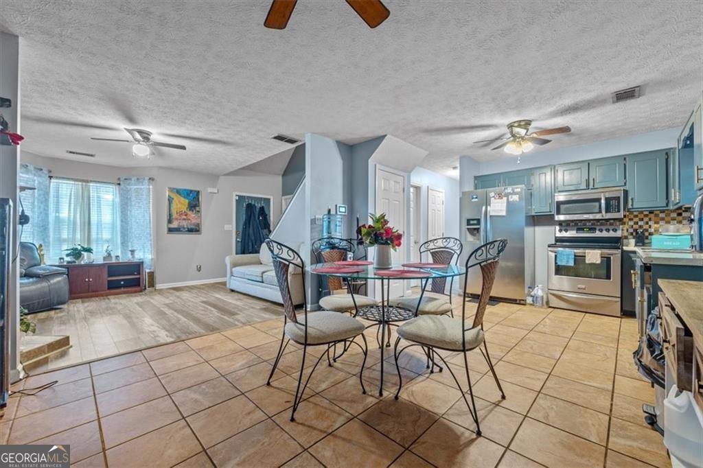 145 Turning Point Property Photo 8