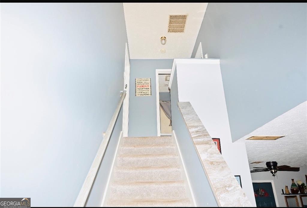 145 Turning Point Property Photo 10