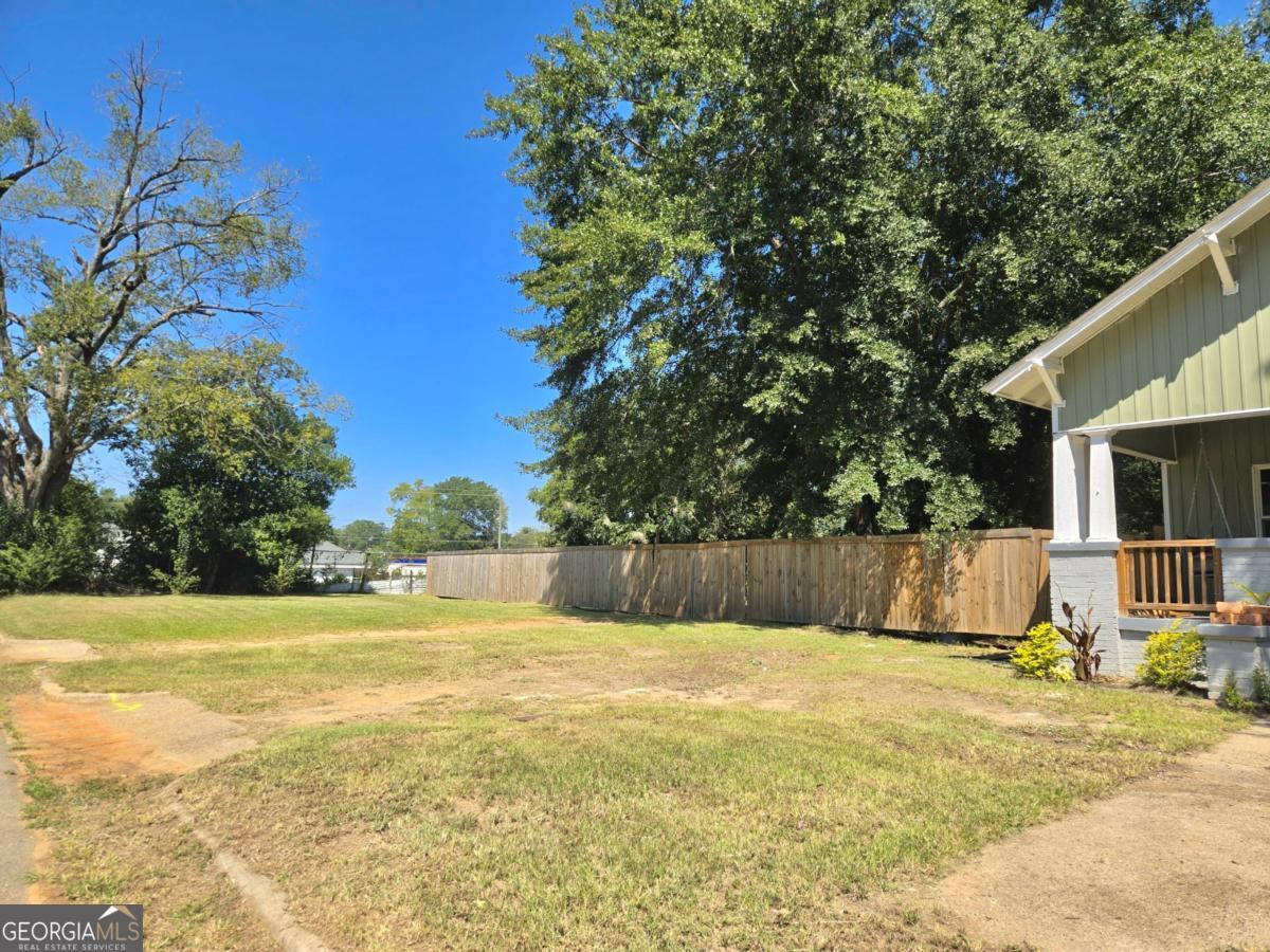 947 Troupe Street # B Property Photo 8