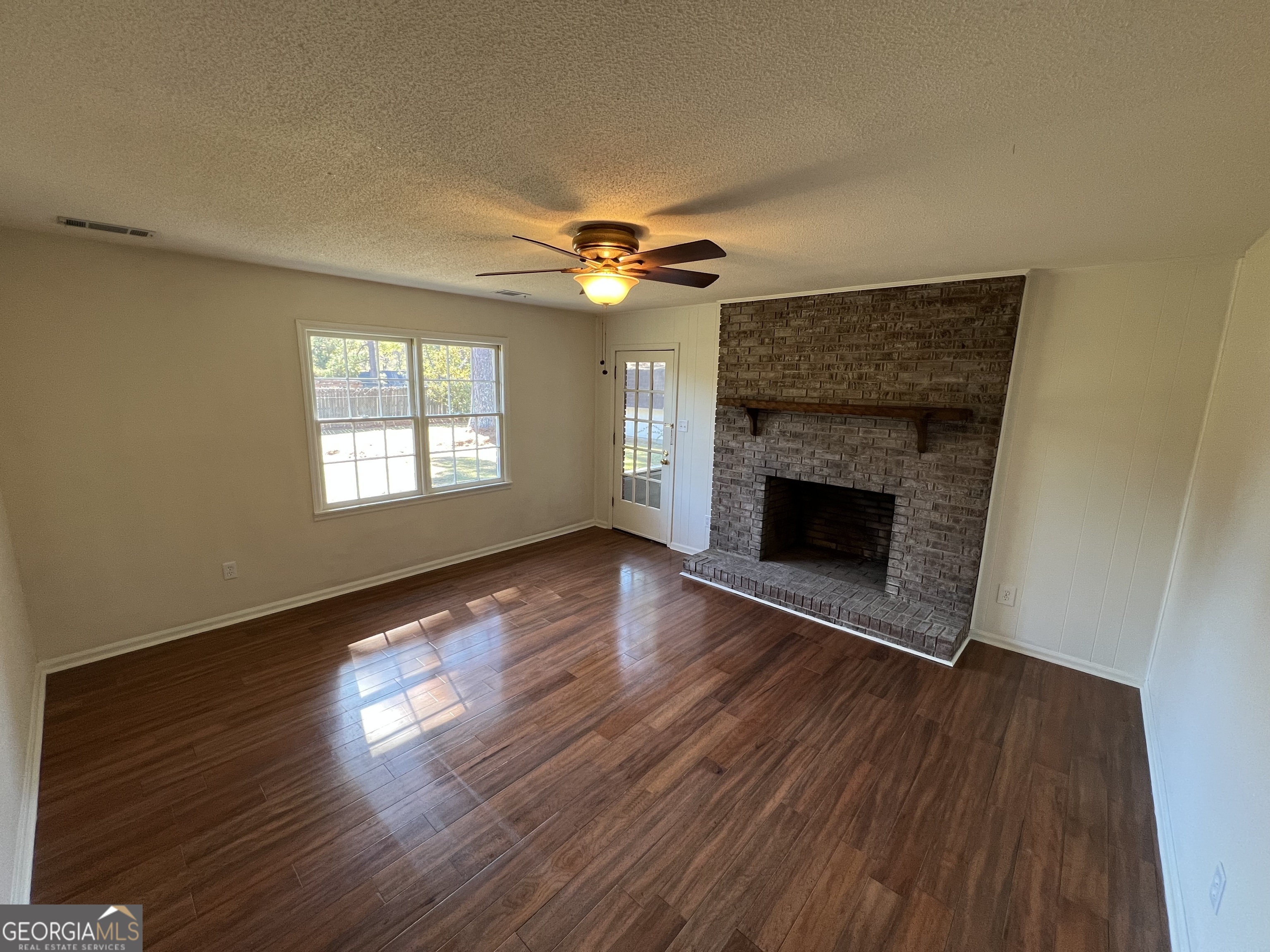 311 Fairmont Drive Property Photo 8