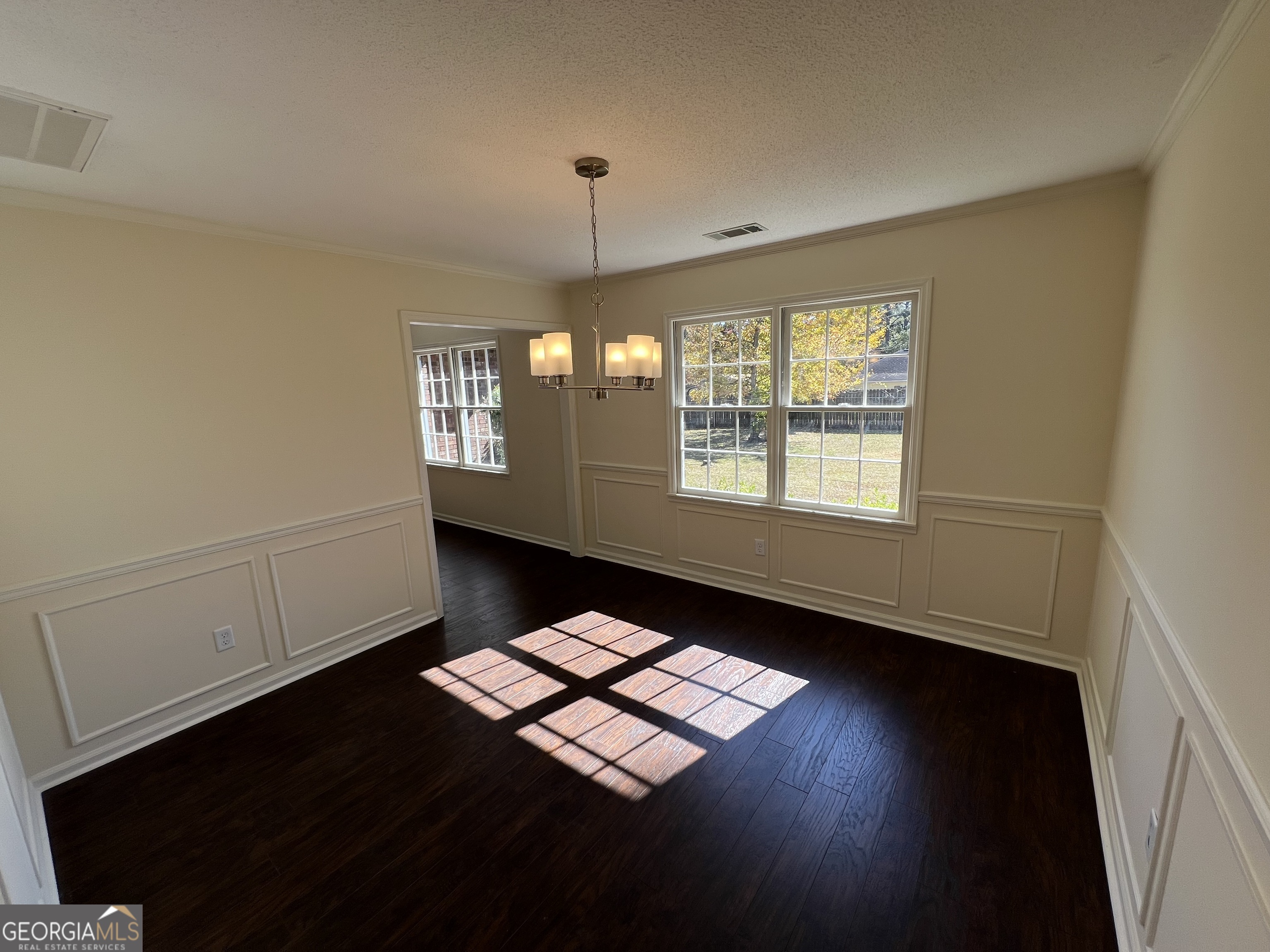 311 Fairmont Drive Property Photo 10