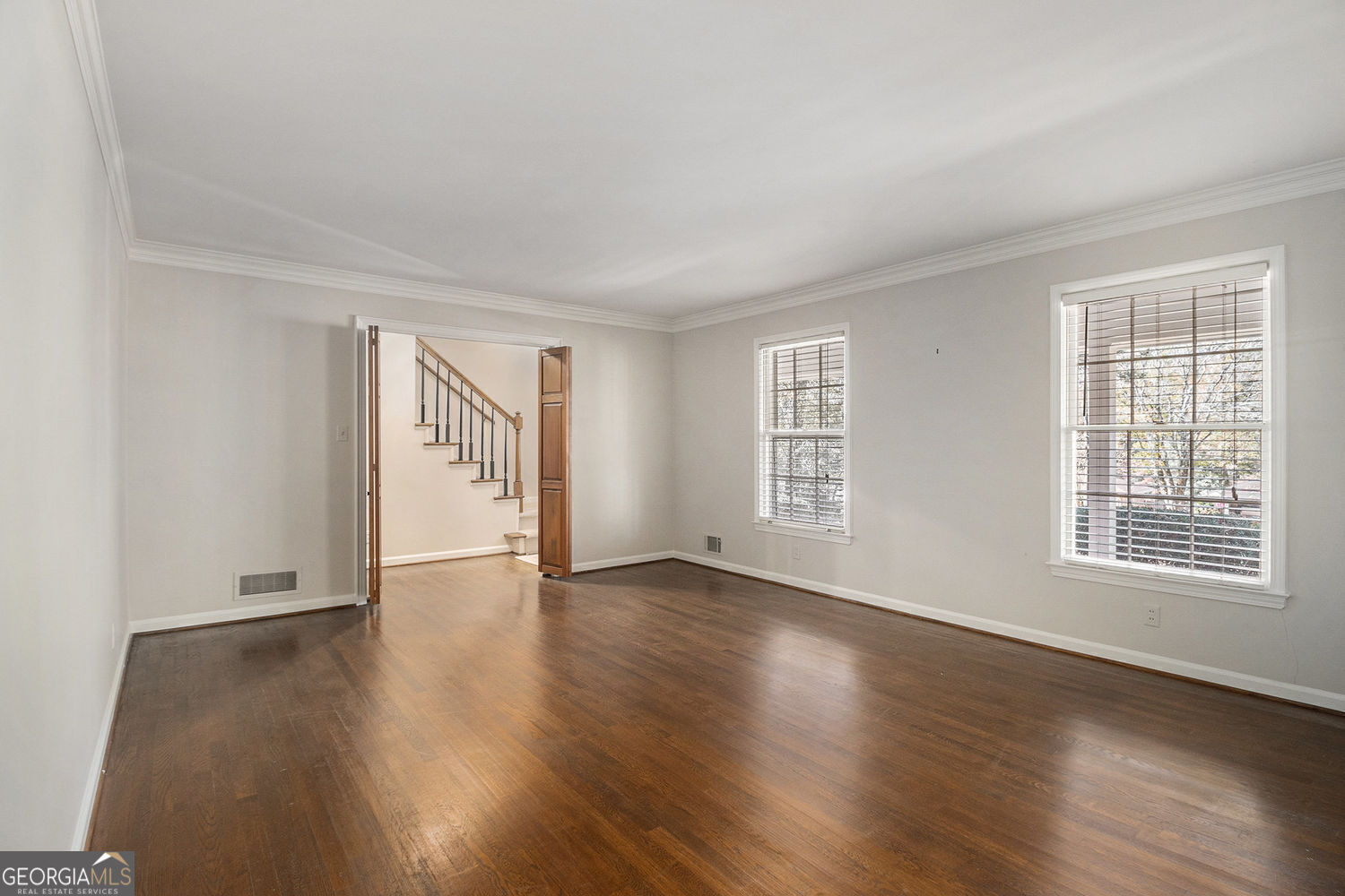 2437 Cardinal Way Property Photo 5