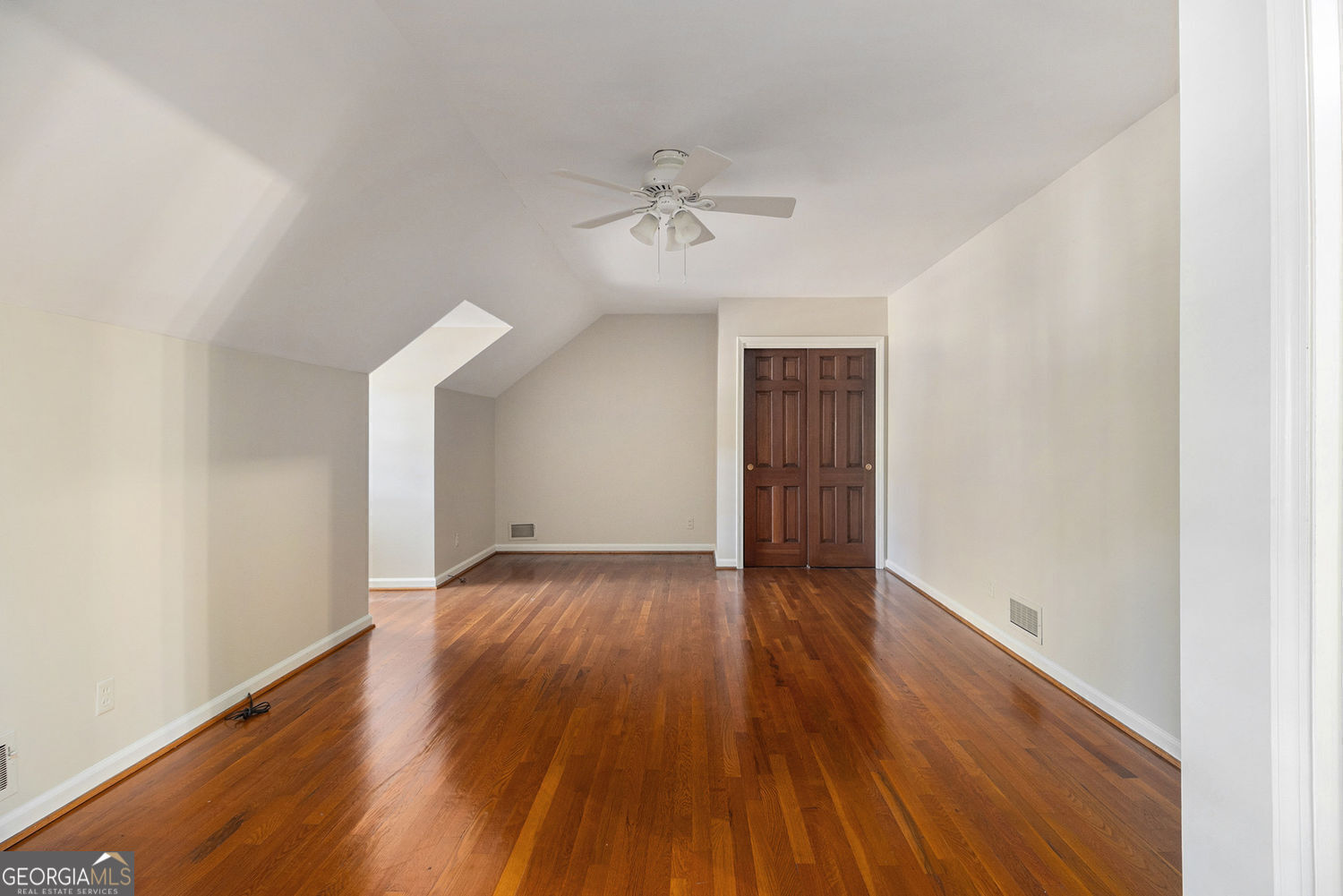 2437 Cardinal Way Property Photo 18