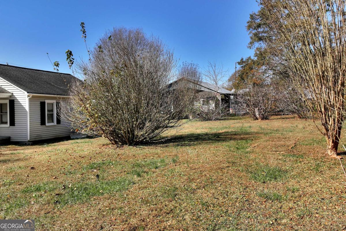 111 College Avenue Property Photo 29