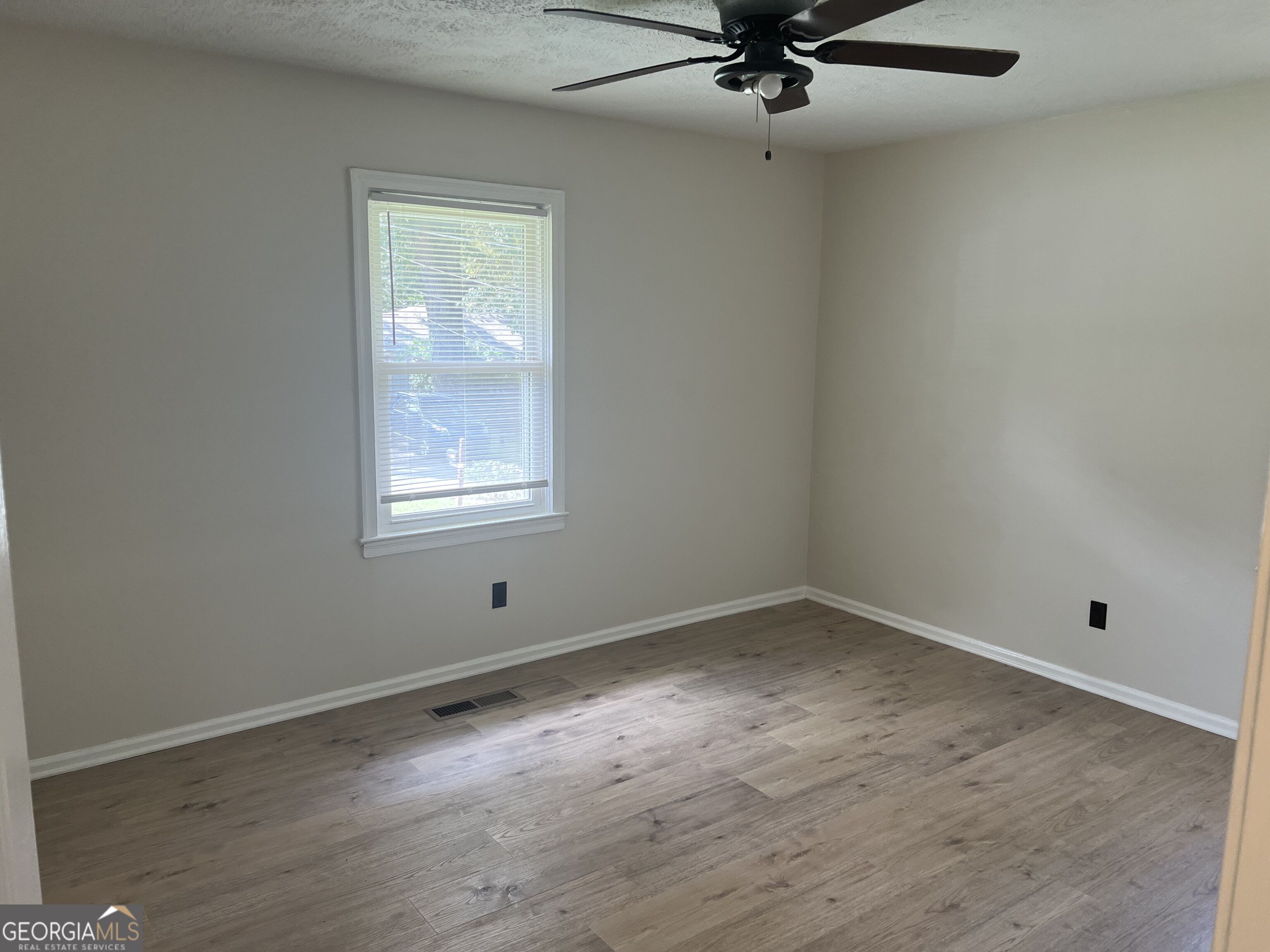 784 Springvalley Drive Property Photo 15