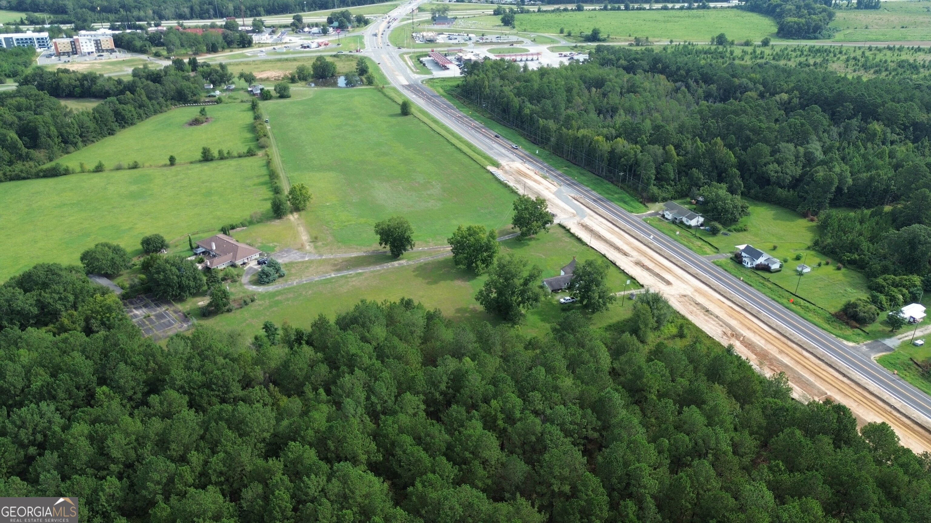 2311 S Highway 441 Property Photo 6