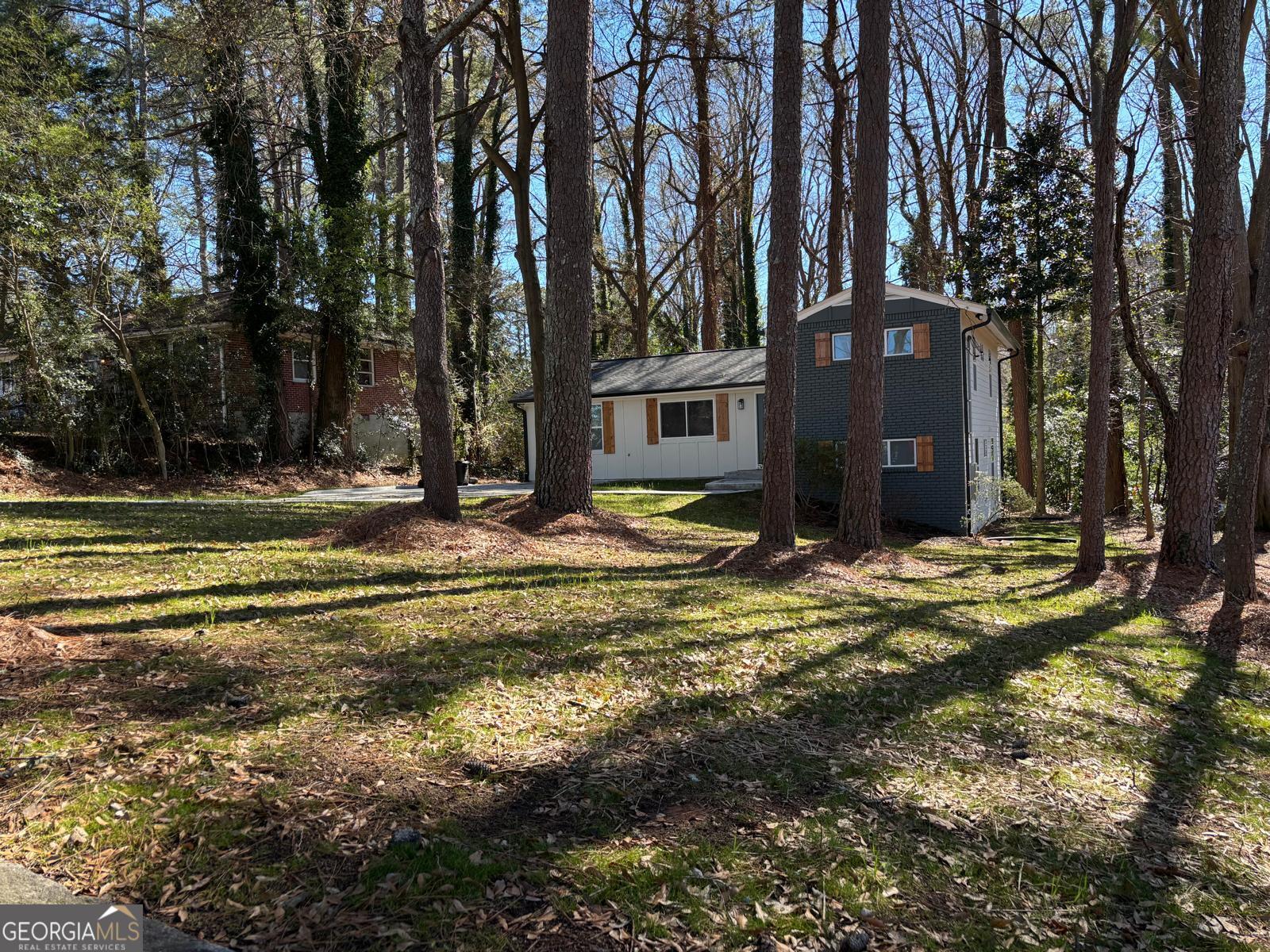 2485 Ortega Way Property Photo 36