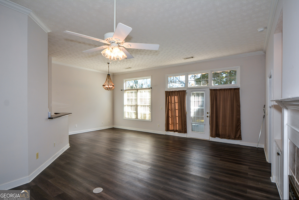 131 Greison Trail Property Photo 8