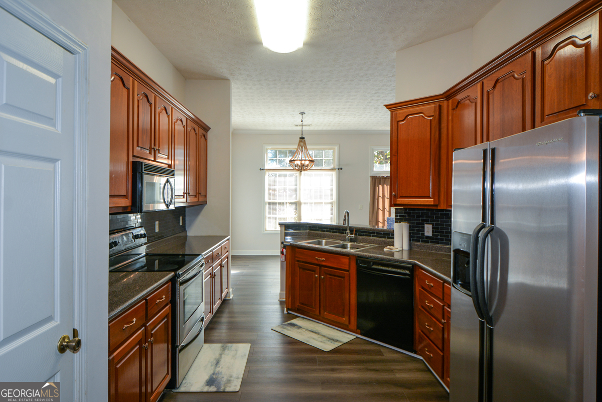131 Greison Trail Property Photo 35