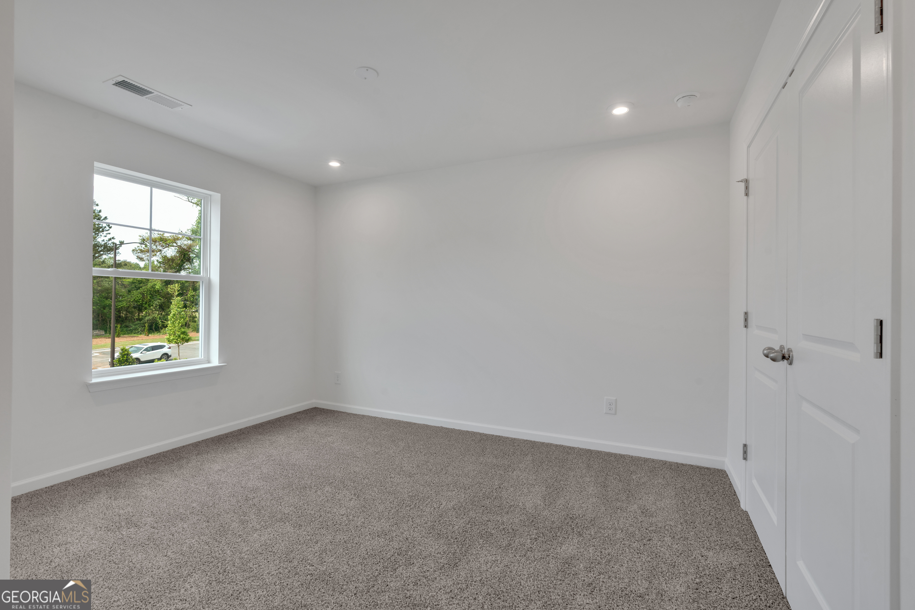 373 Waterbluff Drive Property Photo 27