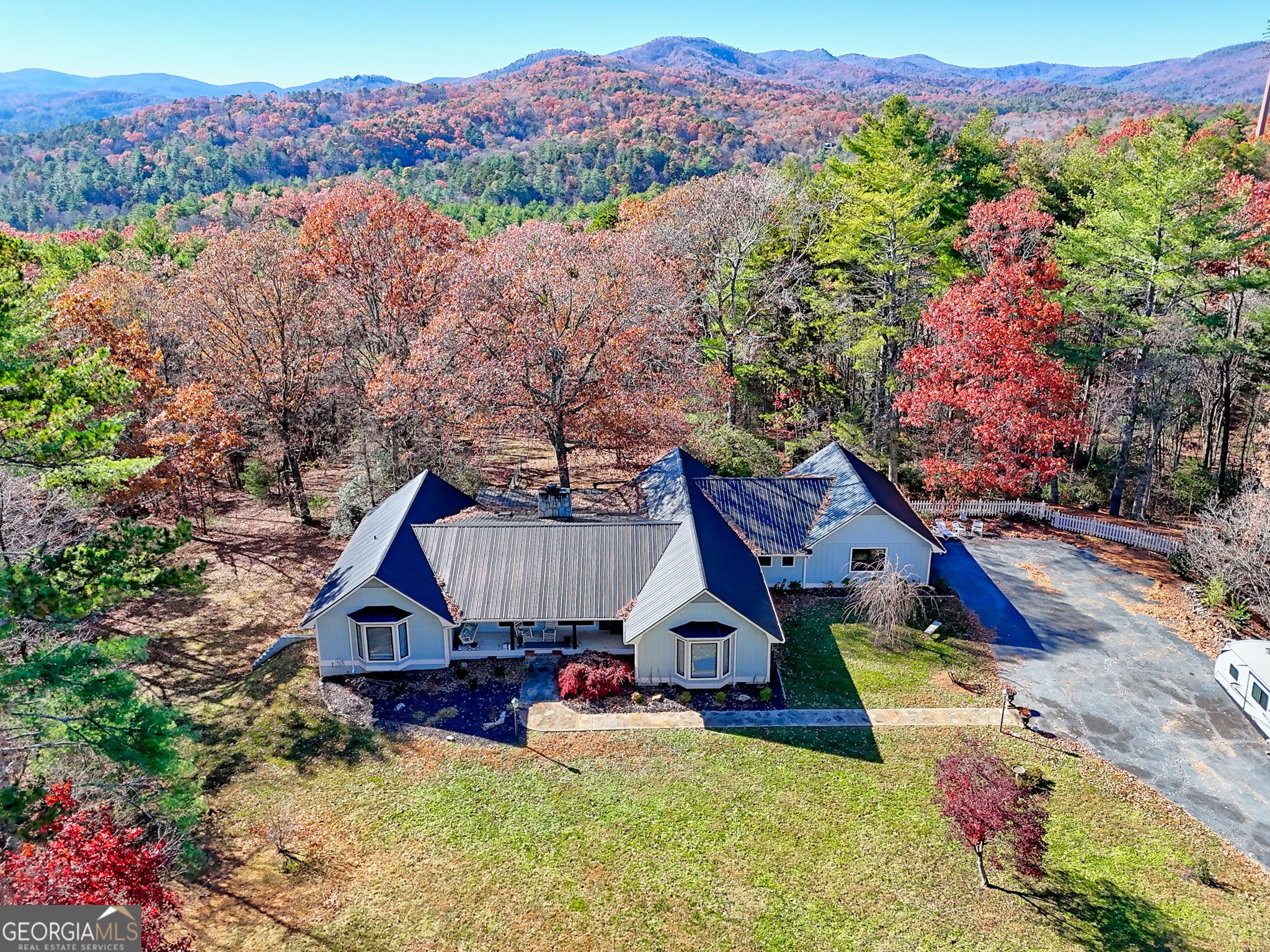 428 Orchard View Lane Property Photo 1