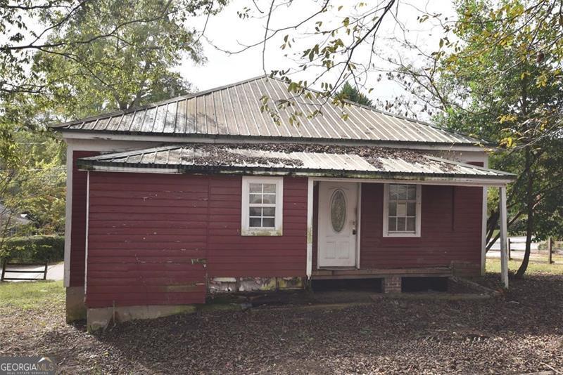 8 Hemlock Street Property Photo 1