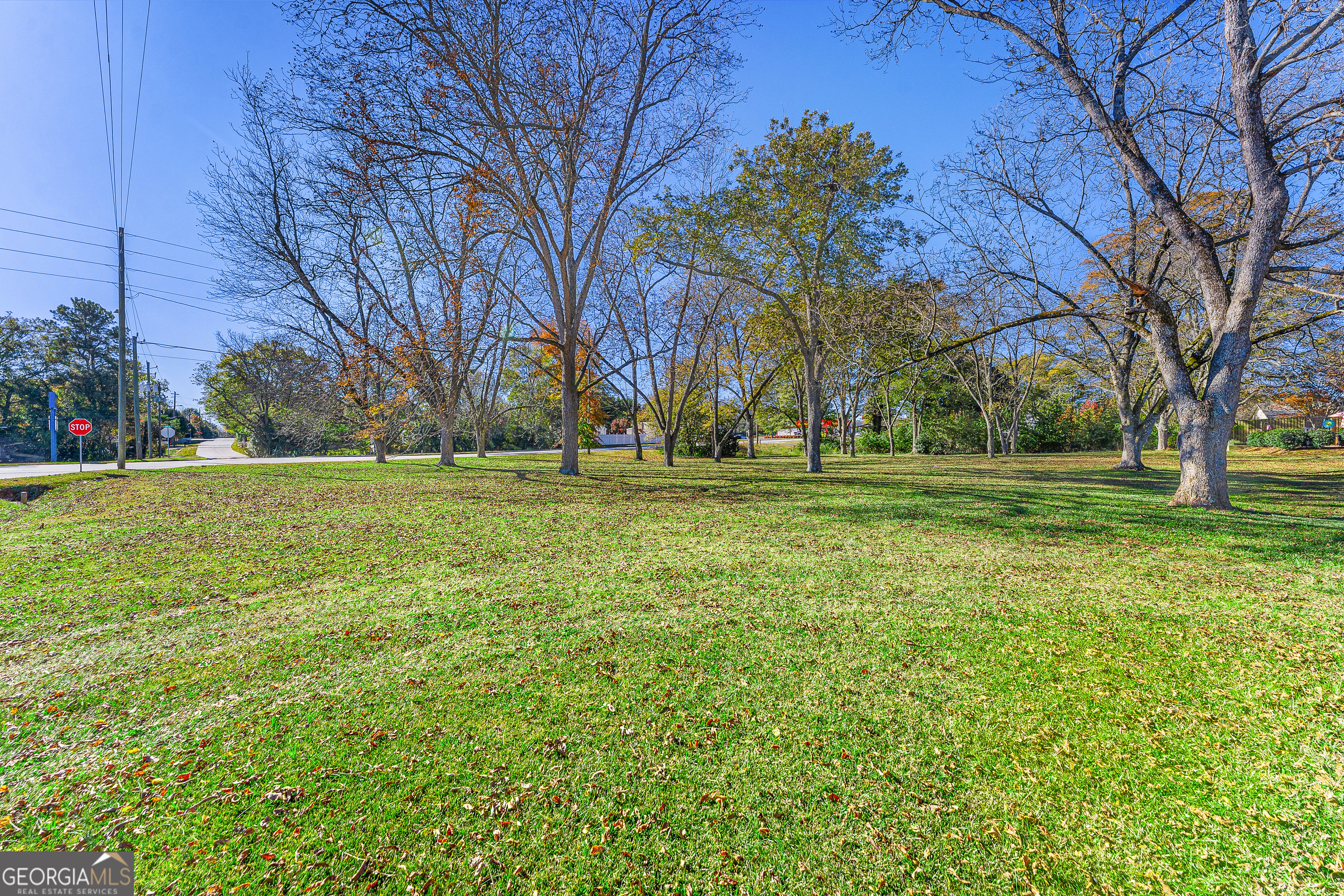 811 E Franklin Street Property Photo 4