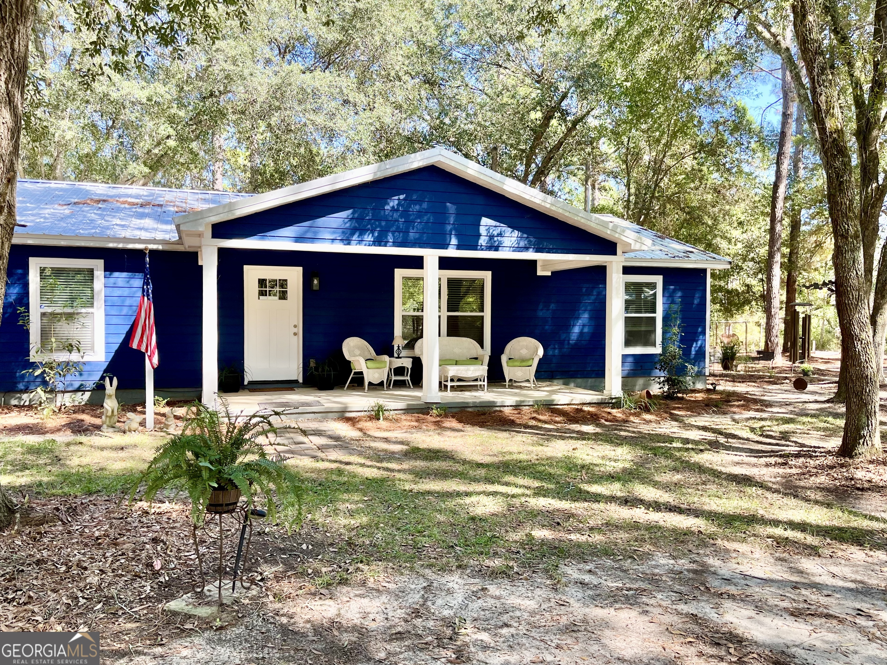 5611 Sweetwater Avenue Property Photo 1