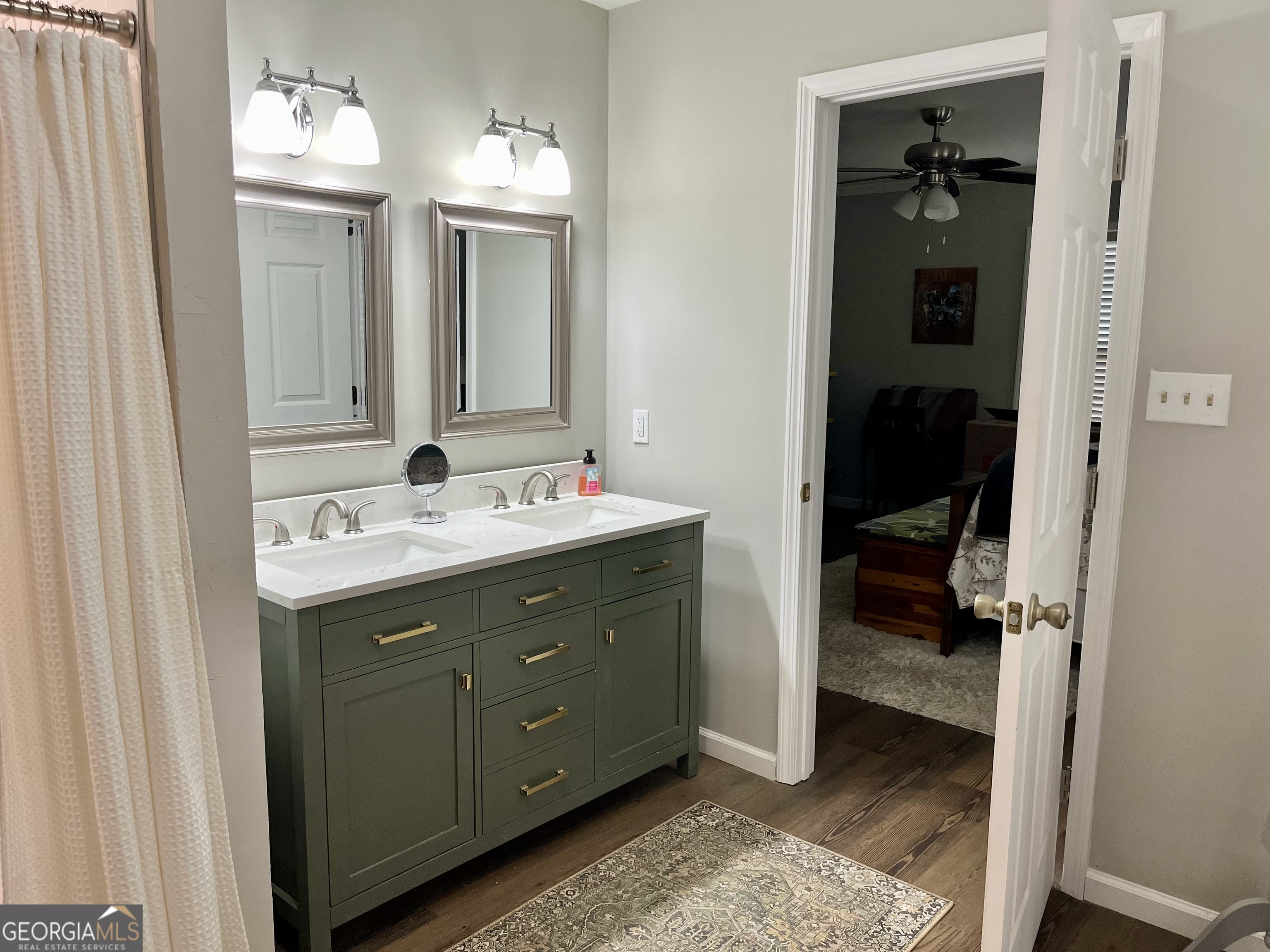 5611 Sweetwater Avenue Property Photo 10