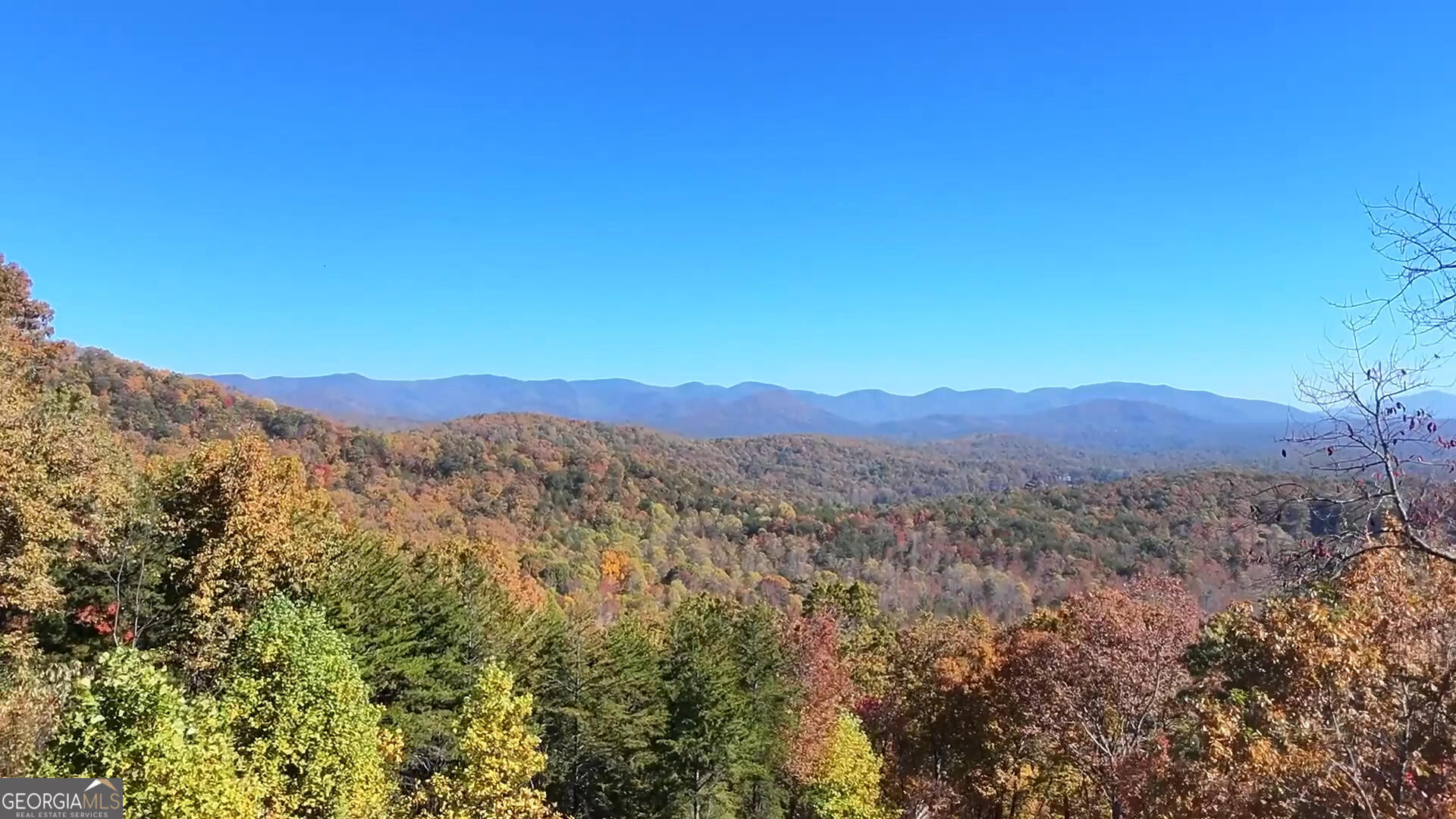 86 Yonah View Property Photo 2