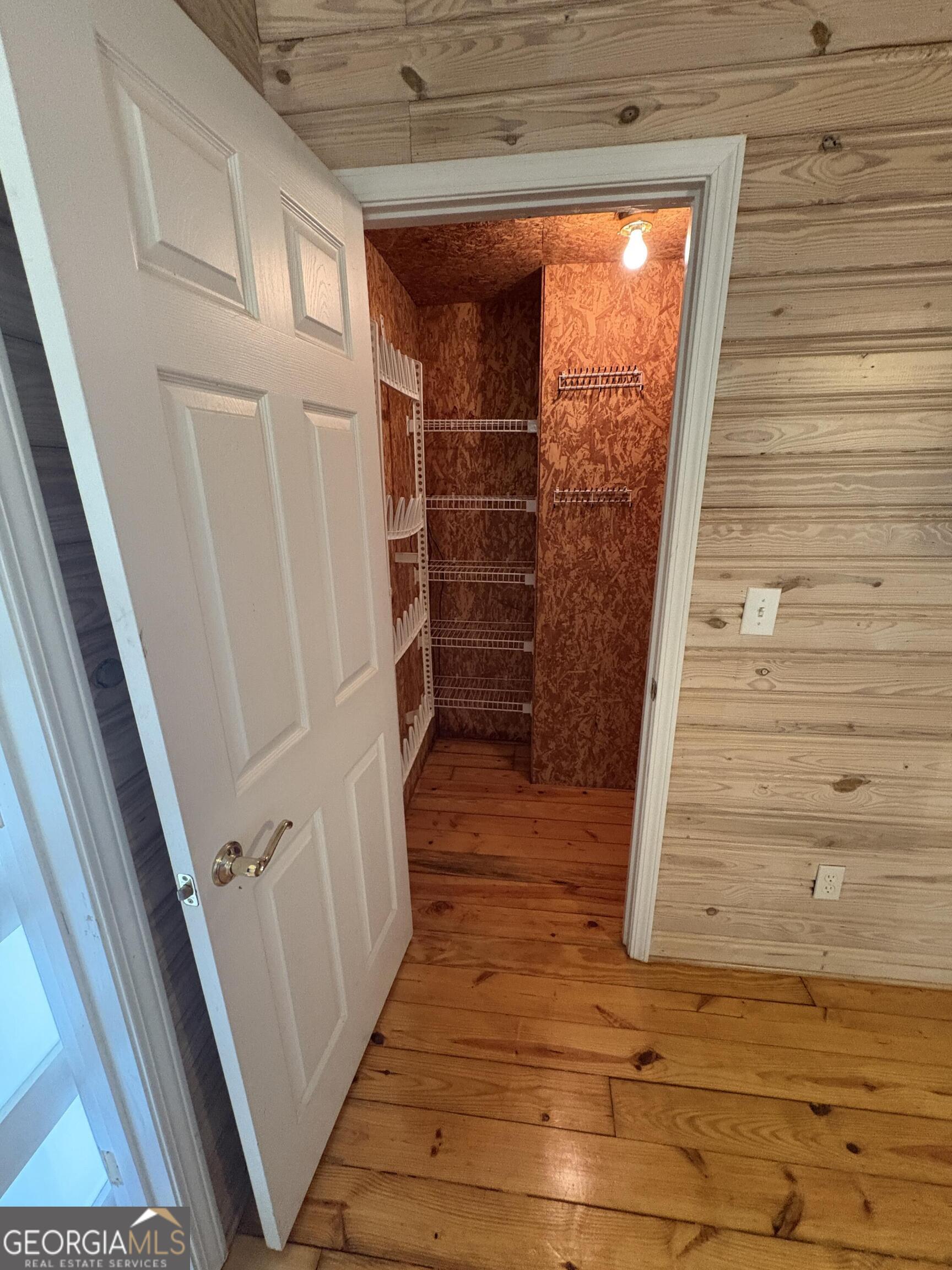 86 Yonah View Property Photo 15