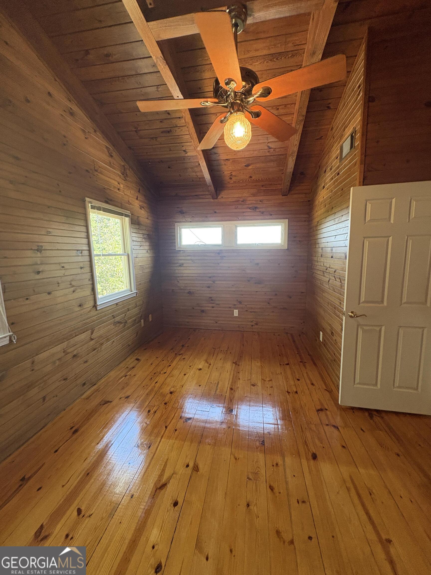 86 Yonah View Property Photo 24