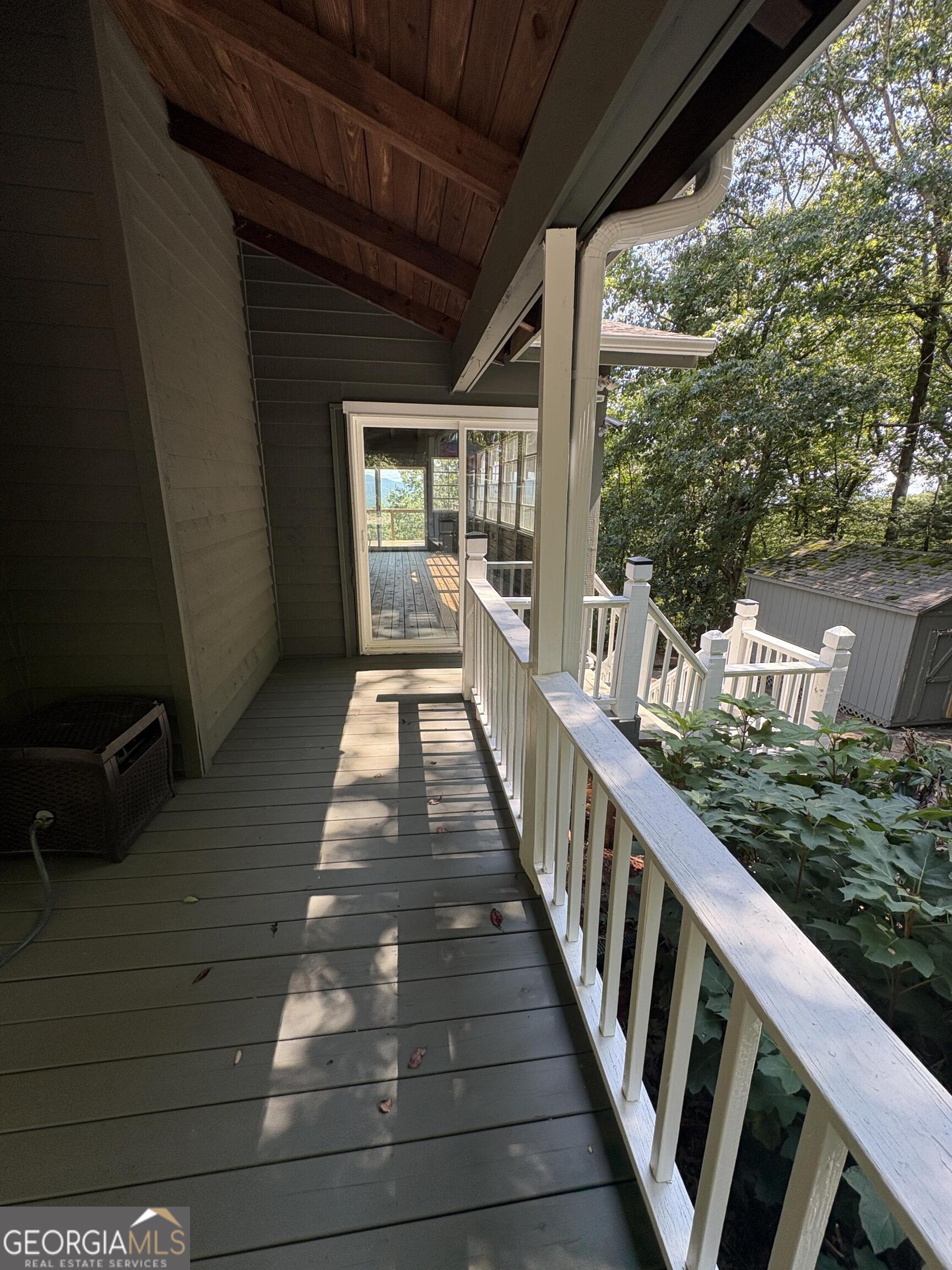 86 Yonah View Property Photo 28