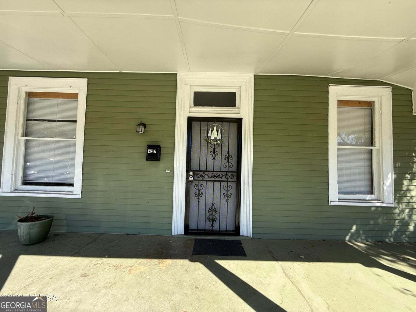727 E Williams Street Property Photo 2