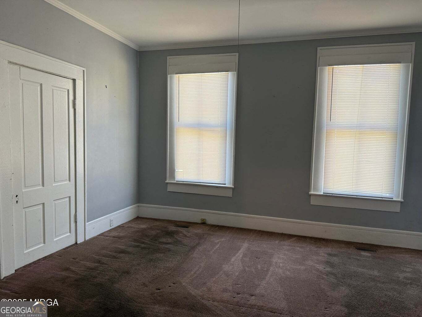 727 E Williams Street Property Photo 6