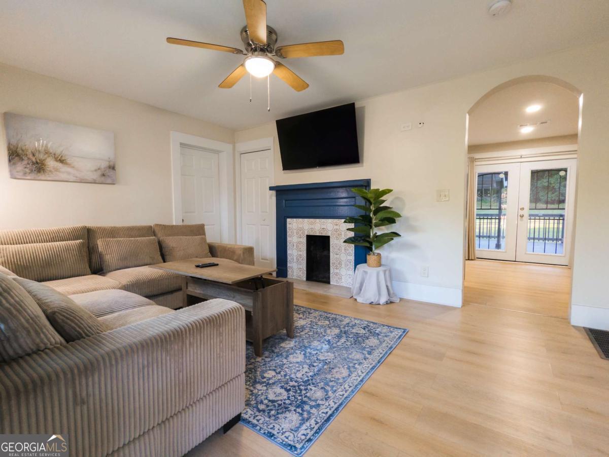 6557 Woodrow Road Property Photo 4