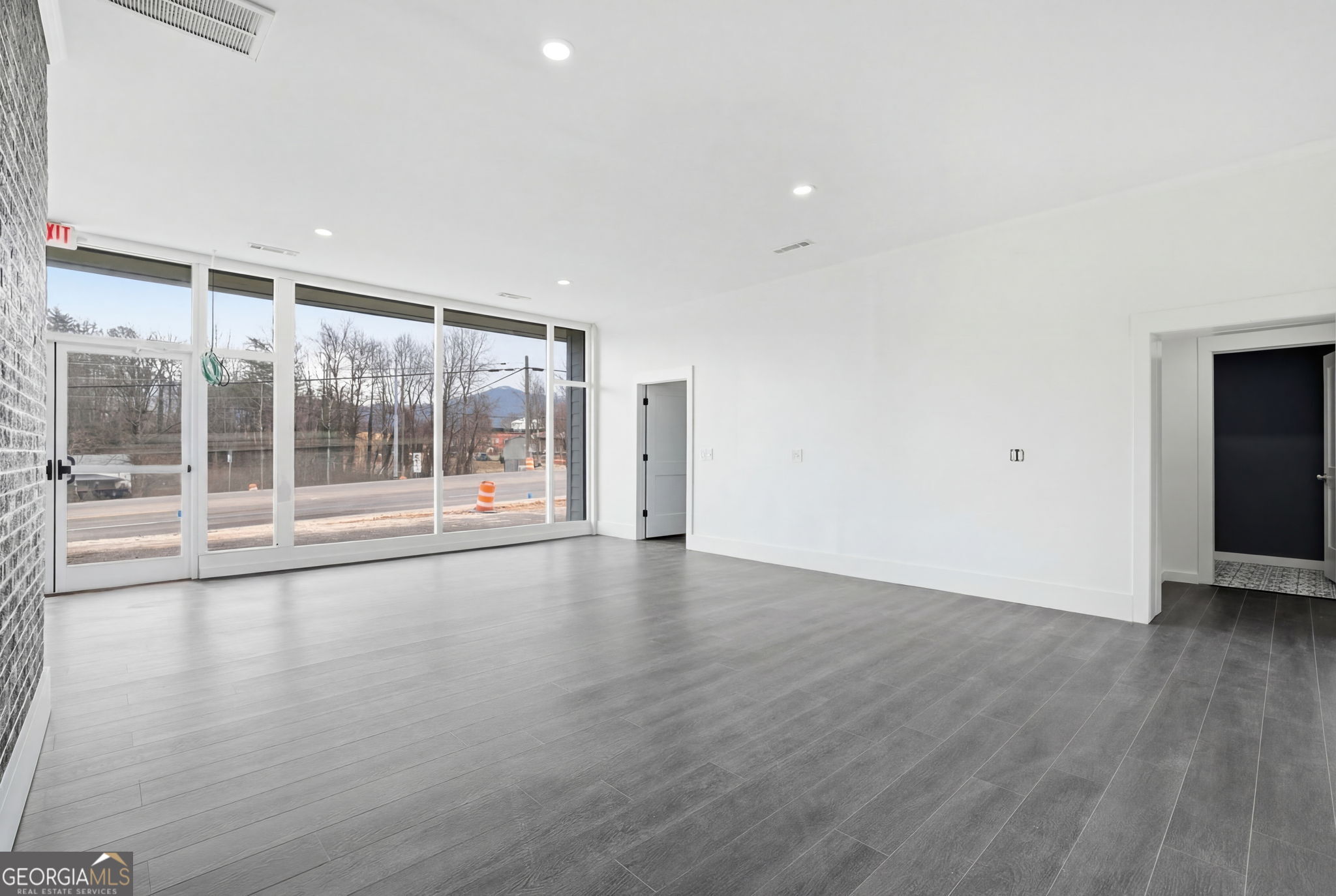 3 Dillard Sky Lane Property Photo 9