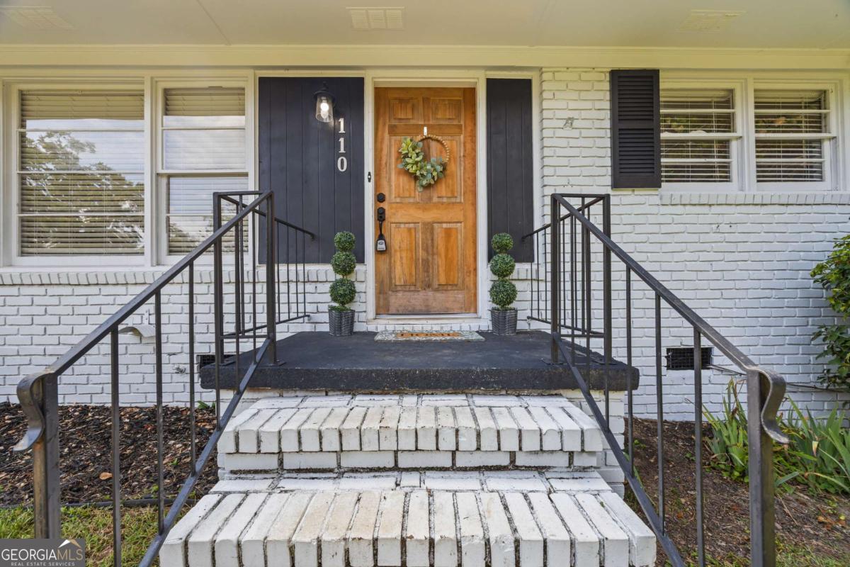 110 Valley Road Property Photo 4