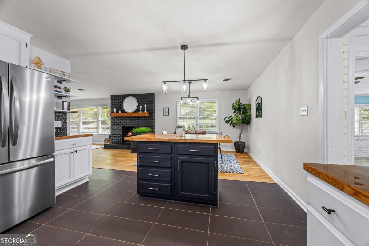 110 Valley Road Property Photo 15