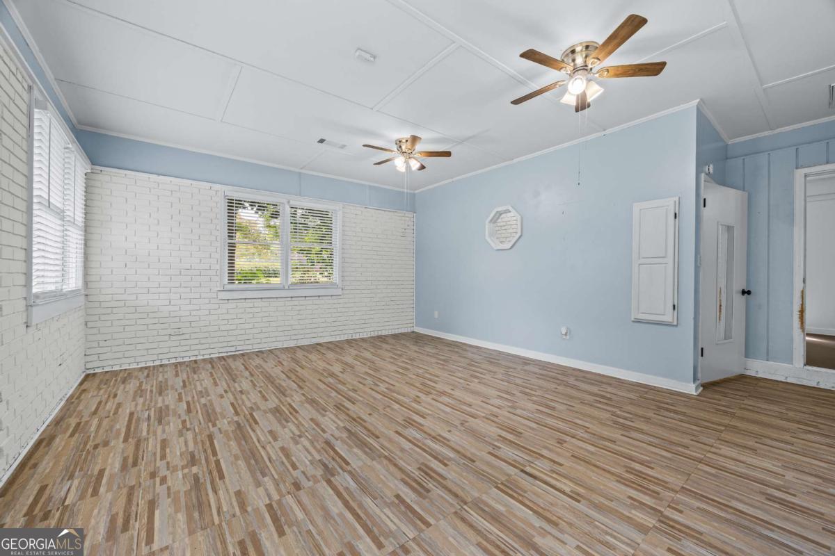 110 Valley Road Property Photo 35