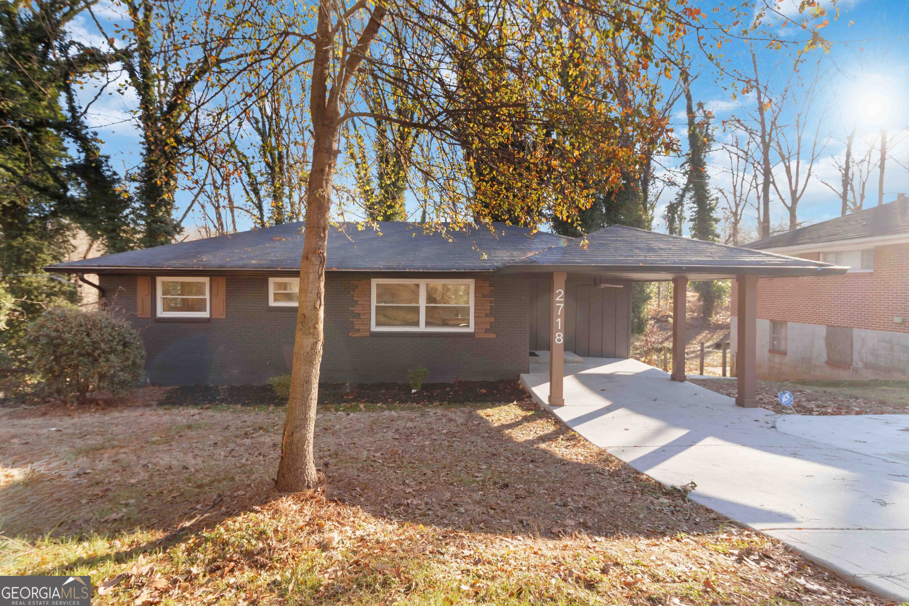 2718 Delowe Drive Property Photo 1