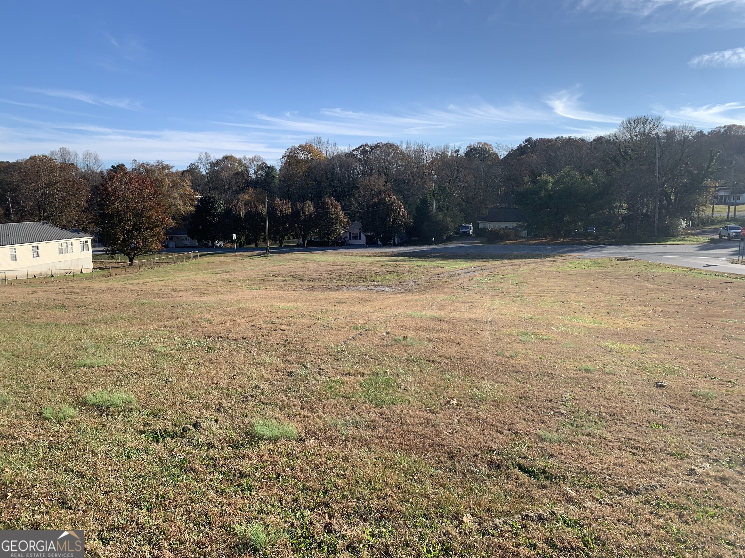 2 Skyline Heights Property Photo 5