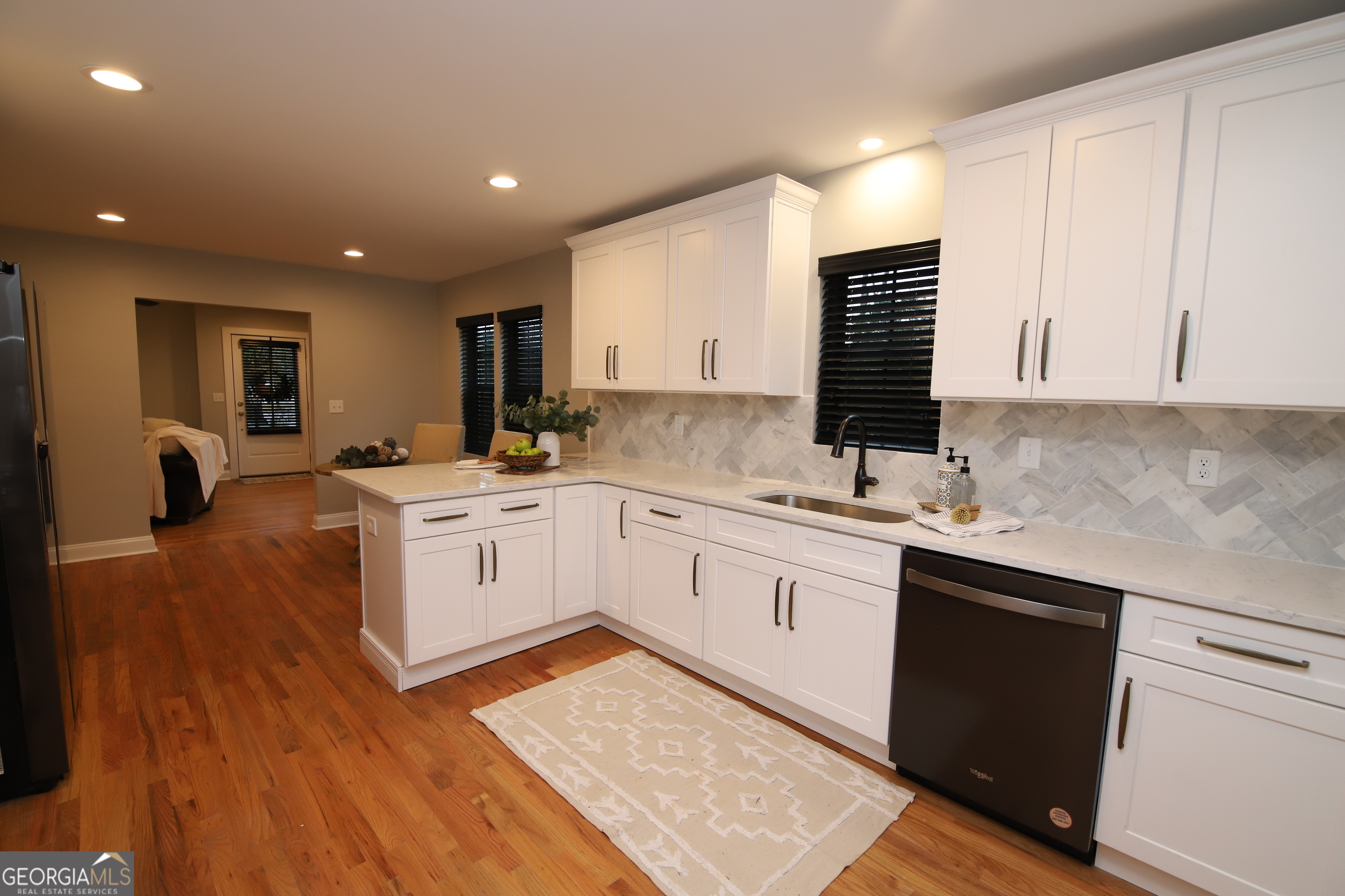 1007 Vernon Street # B Property Photo 10