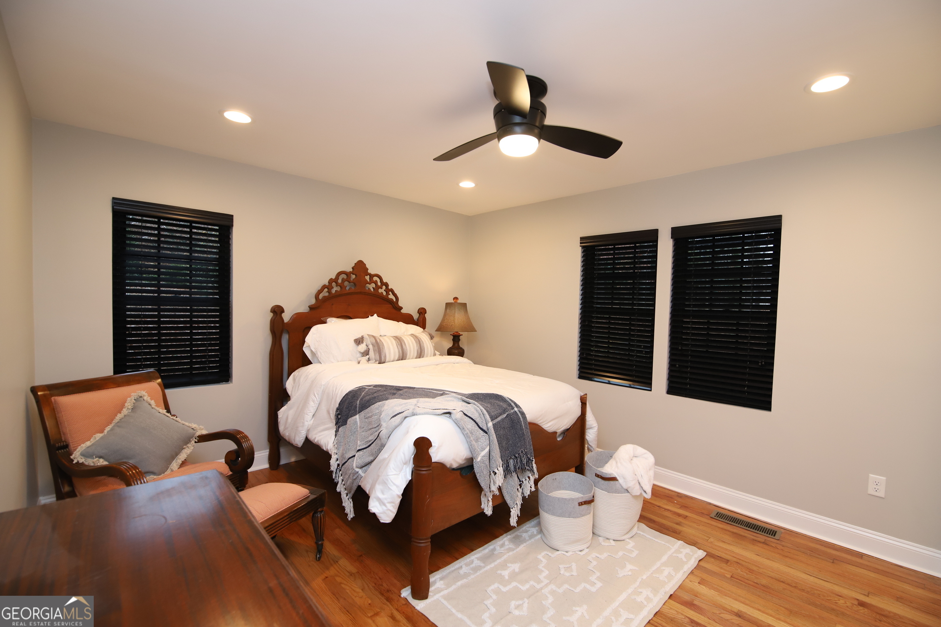 1007 Vernon Street # B Property Photo 16