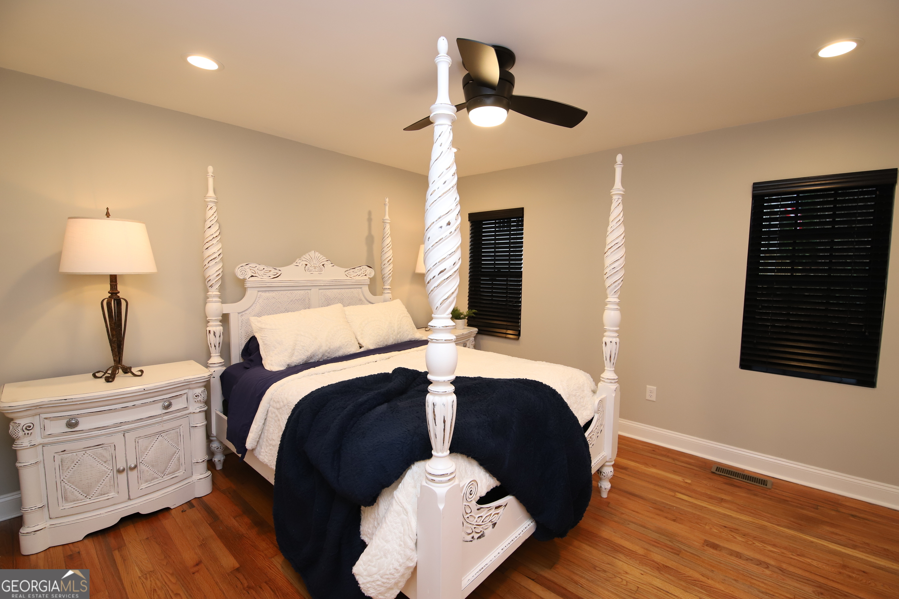 1007 Vernon Street # B Property Photo 17