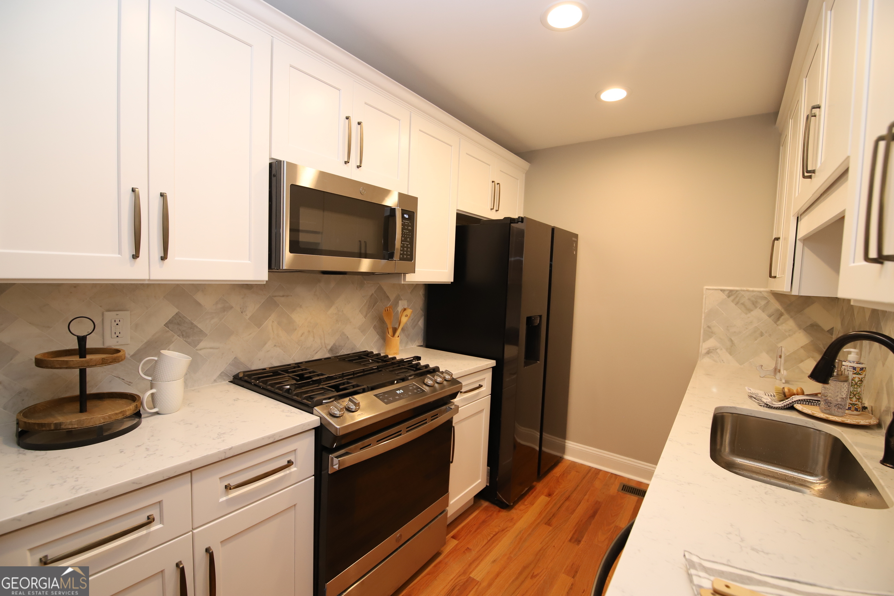 1007 Vernon Street # B Property Photo 27