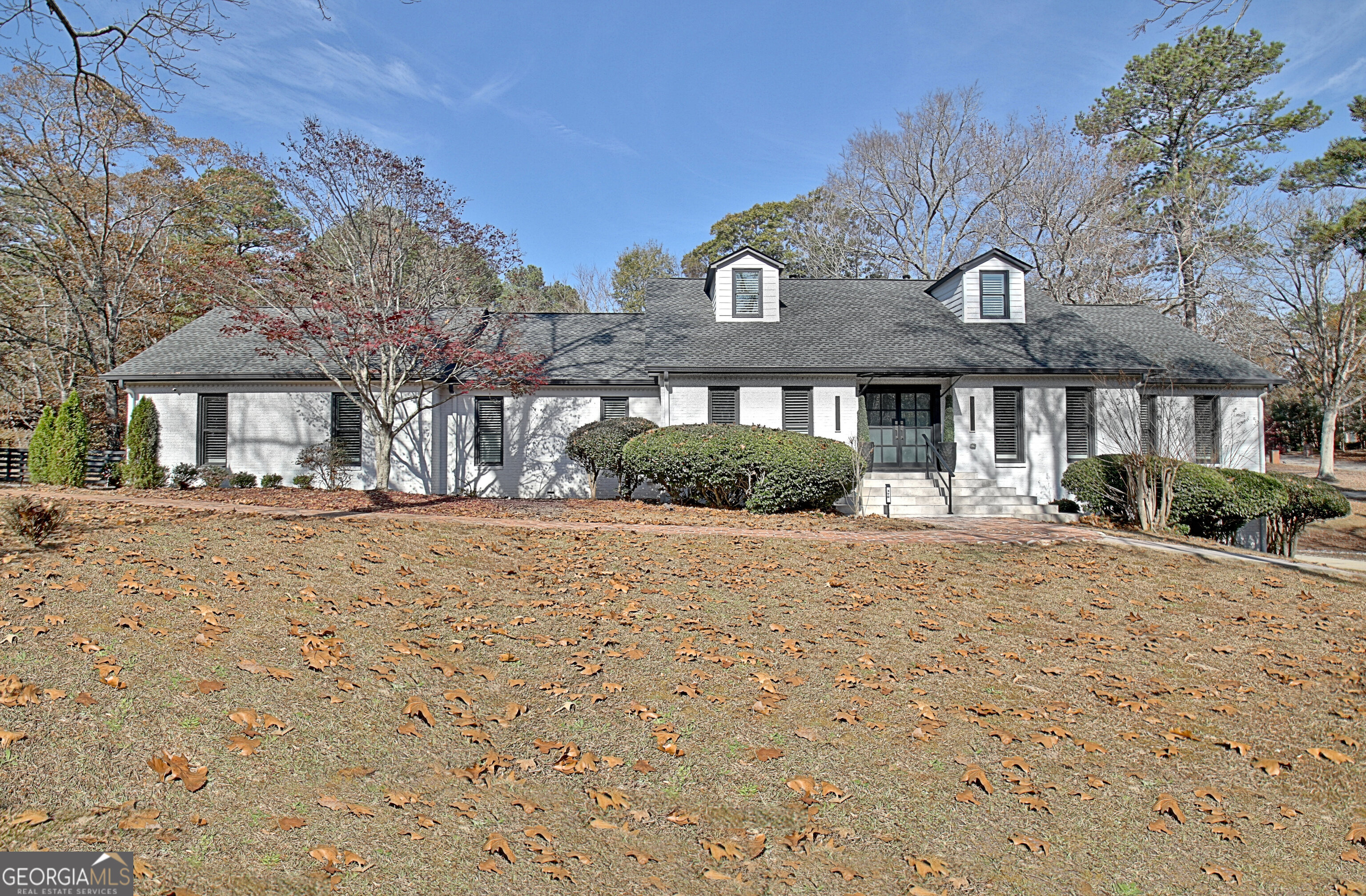 370 Dix Lee On Drive Property Photo 1