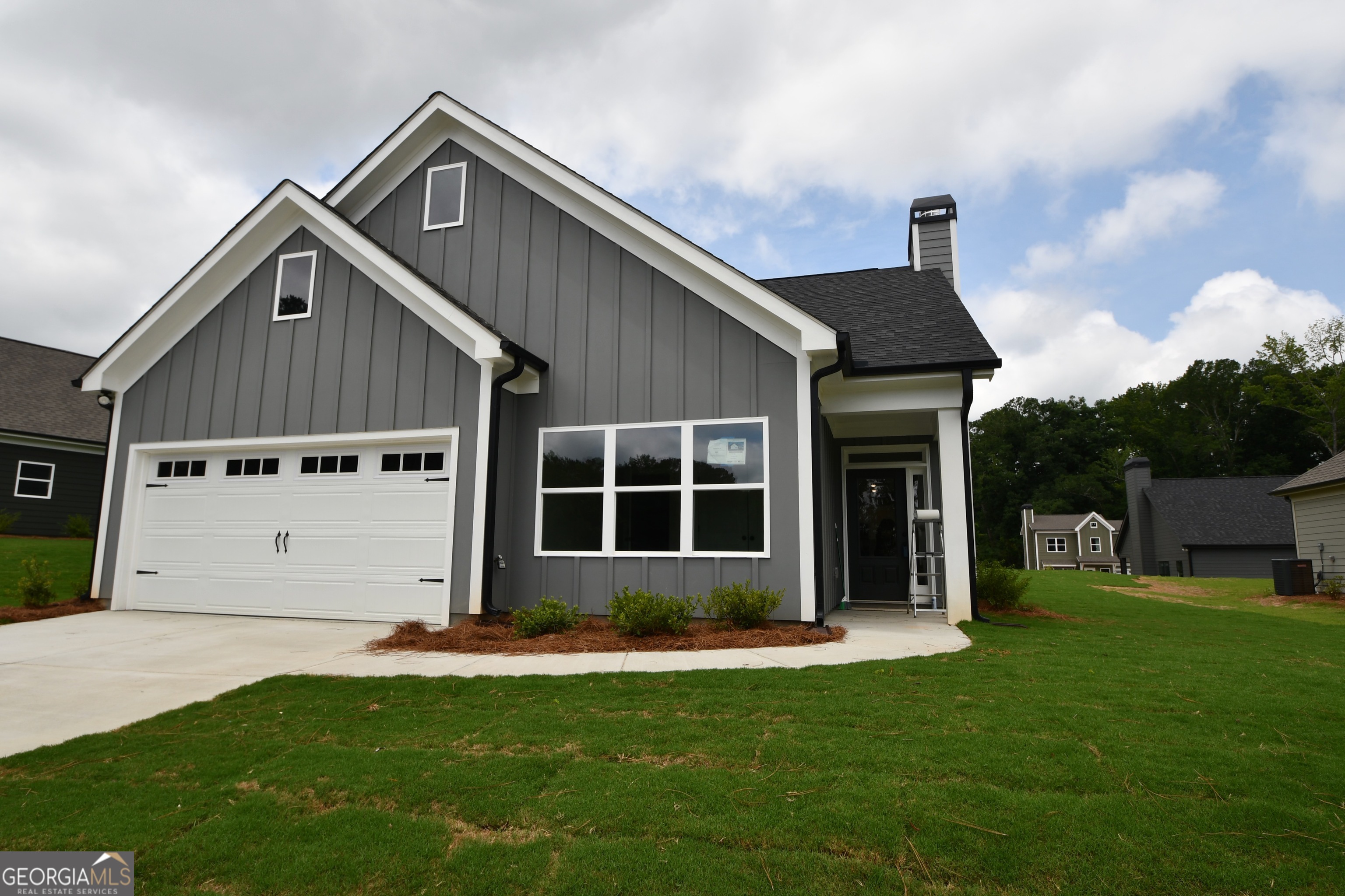 225 Timsbury Drive Property Photo 2