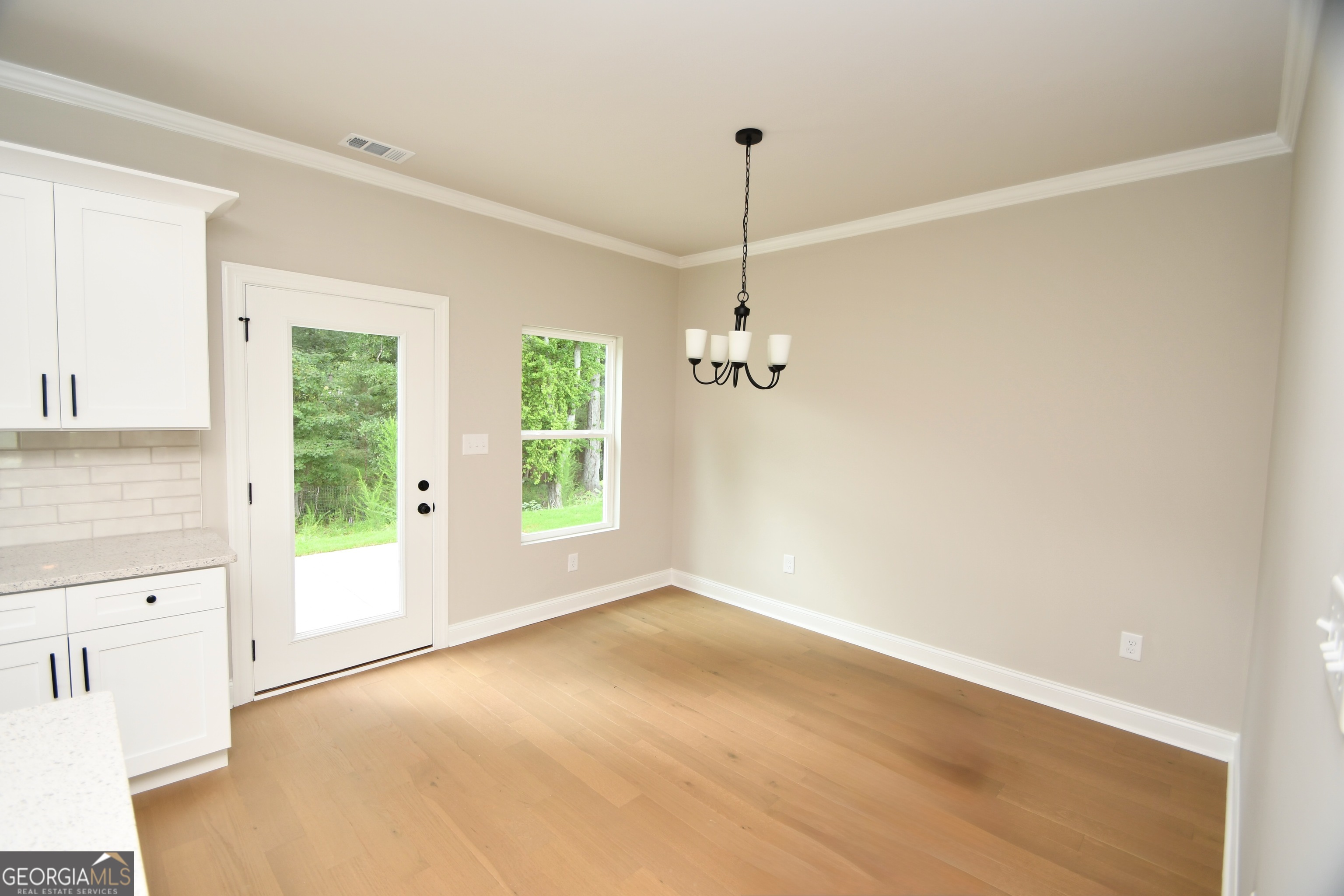 339 Andover Drive Property Photo 4