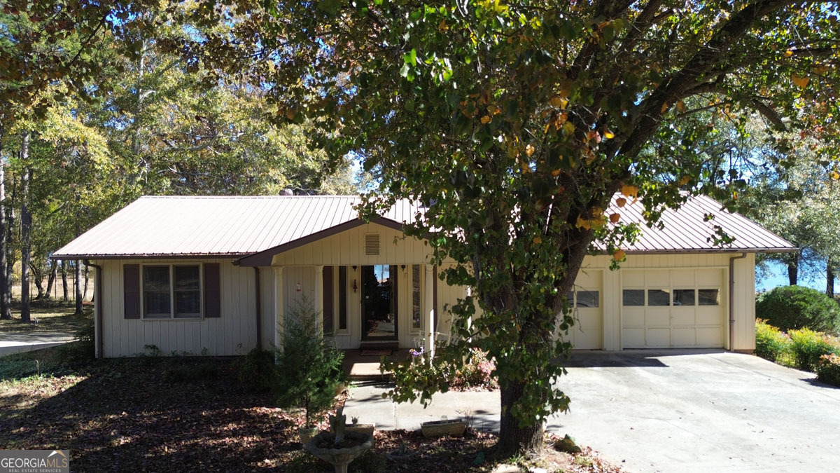 410 Cedar Street Property Photo 1