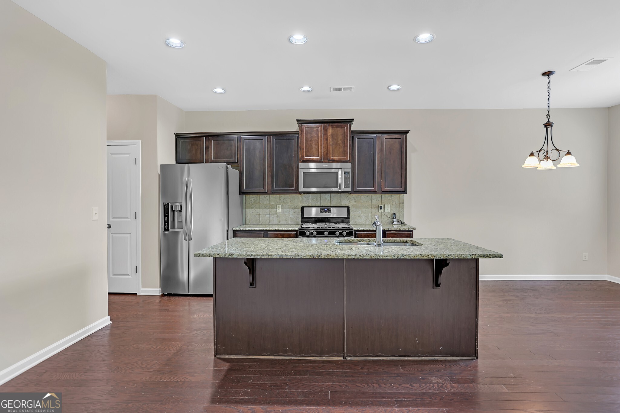 568 Garden View Court Property Photo 11